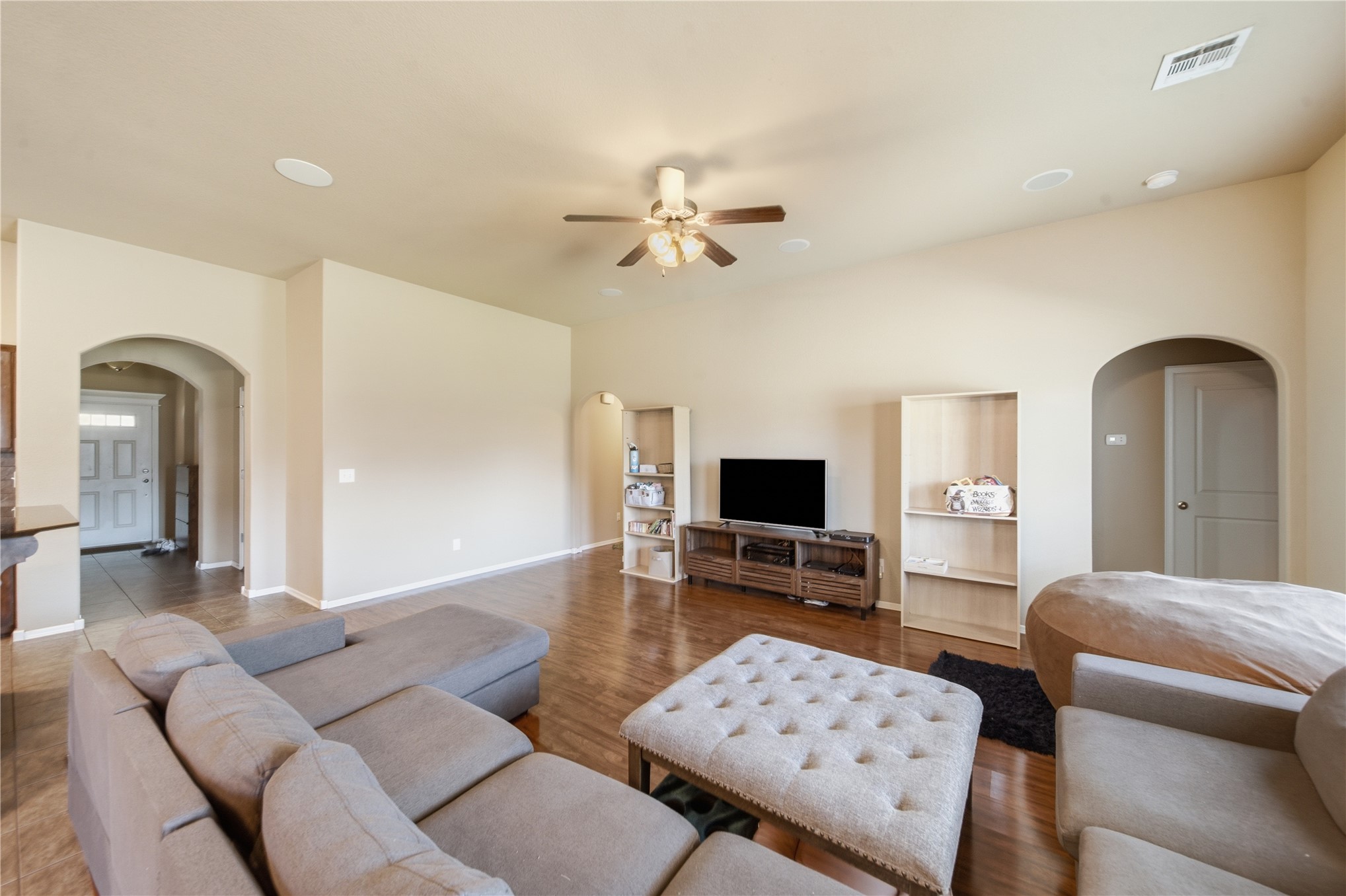 17519 E 45th Street Property Photo 6
