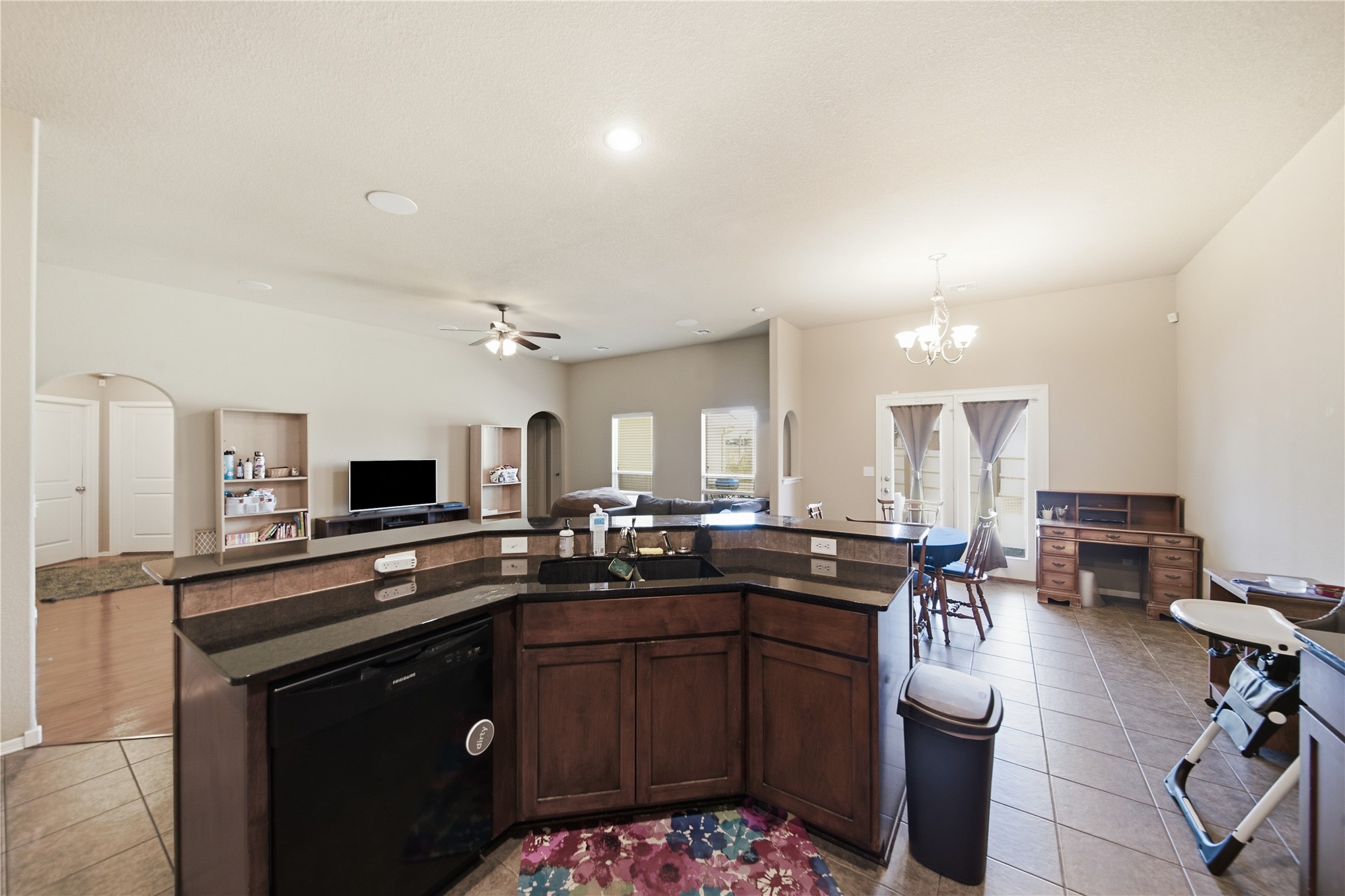 17519 E 45th Street Property Photo 9