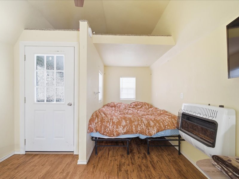 600 S Main Property Photo 27