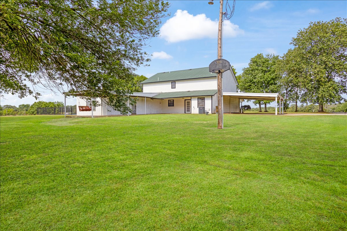 1205 N 4360 Road Property Photo 40