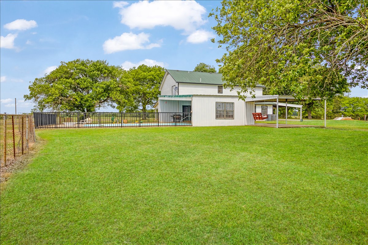 1205 N 4360 Road Property Photo 42