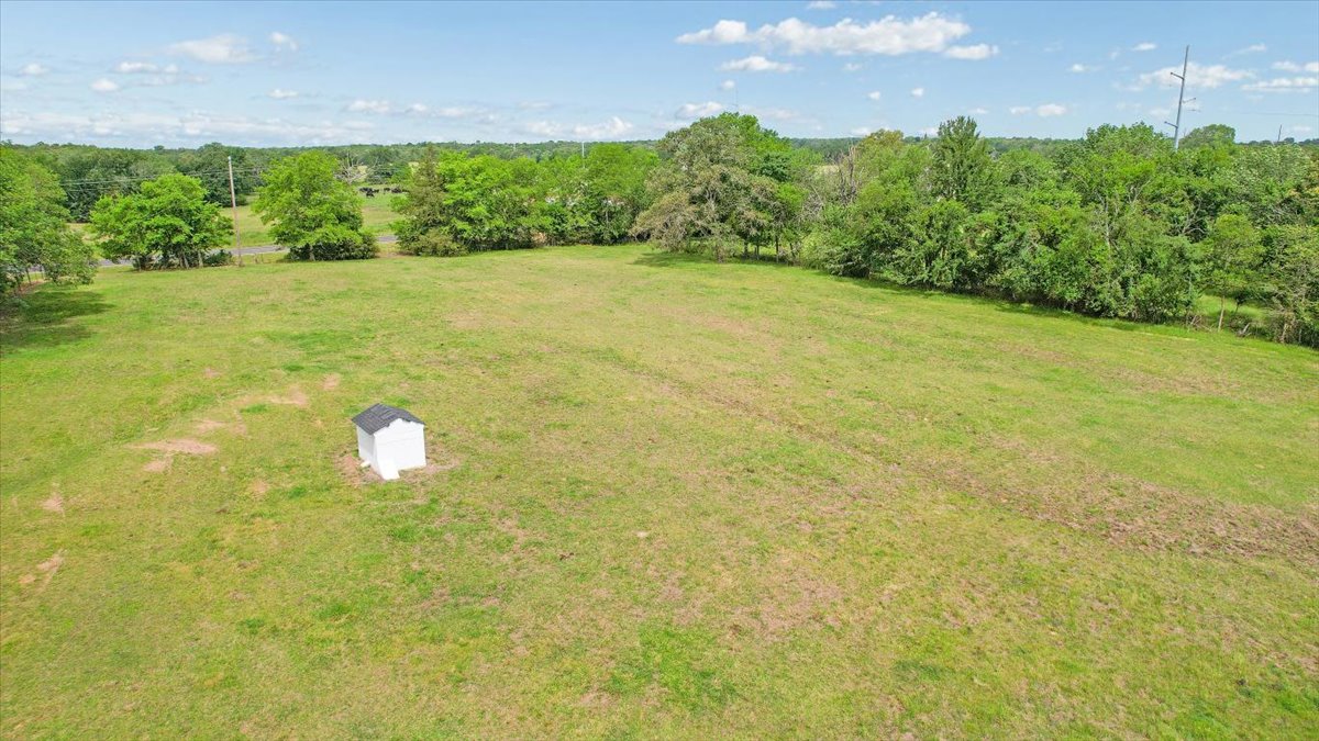 1205 N 4360 Road Property Photo 47