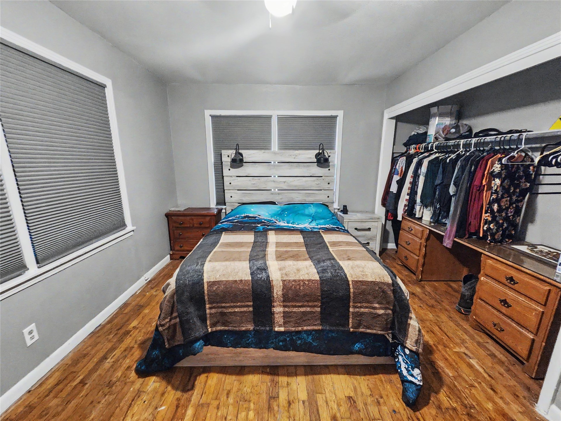 1100 S State Avenue Property Photo 36