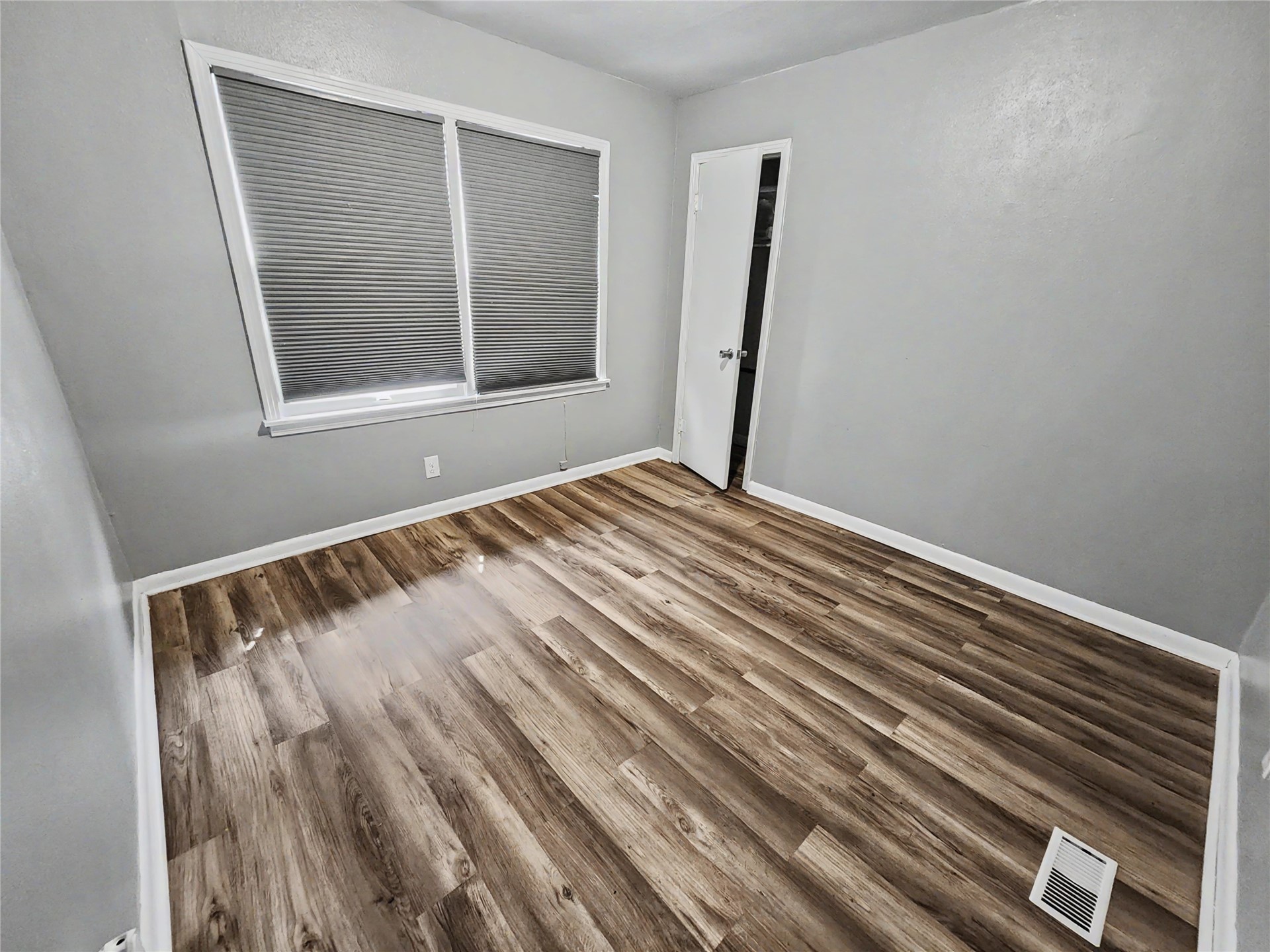 1100 S State Avenue Property Photo 43