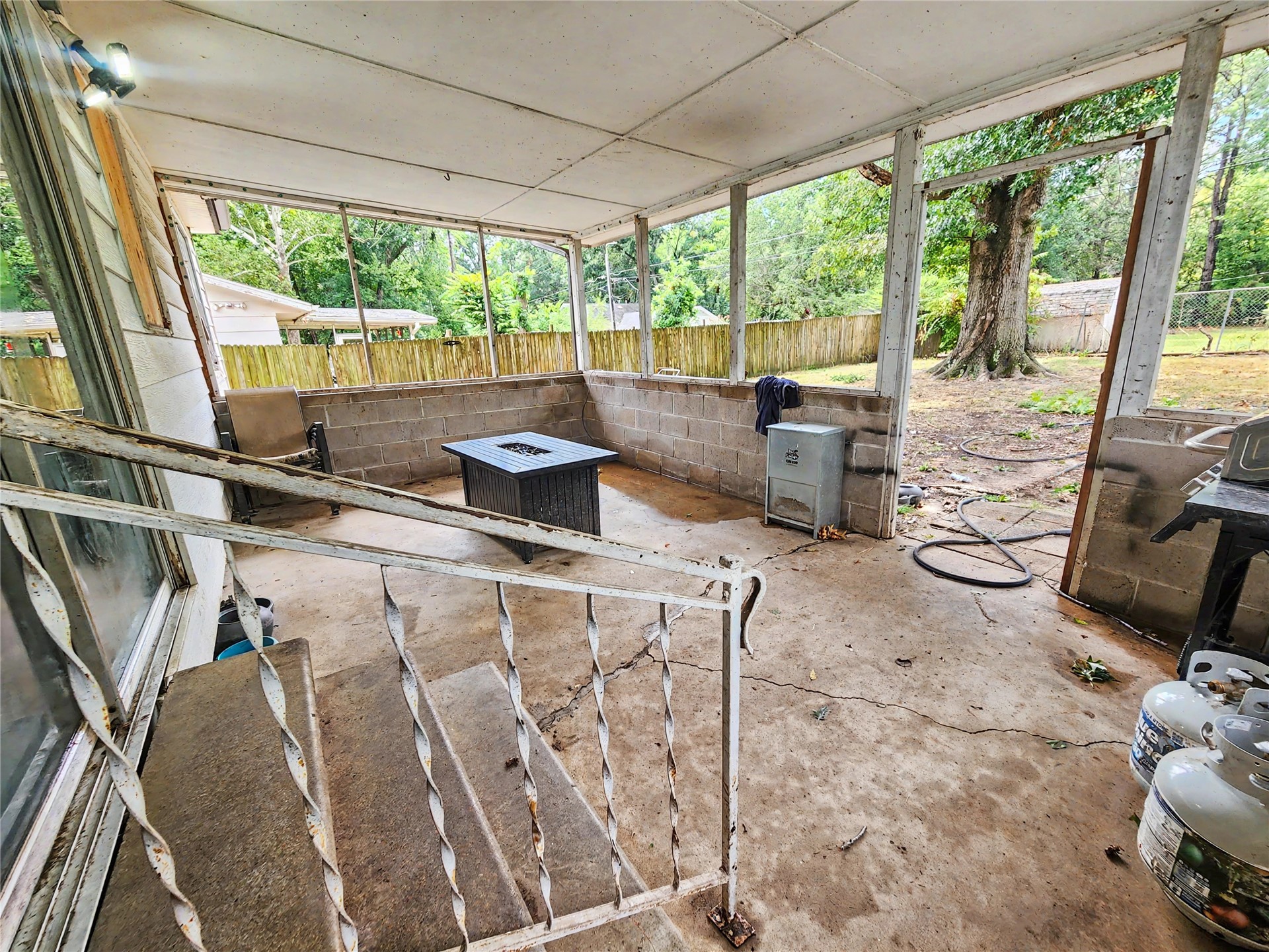 1100 S State Avenue Property Photo 62