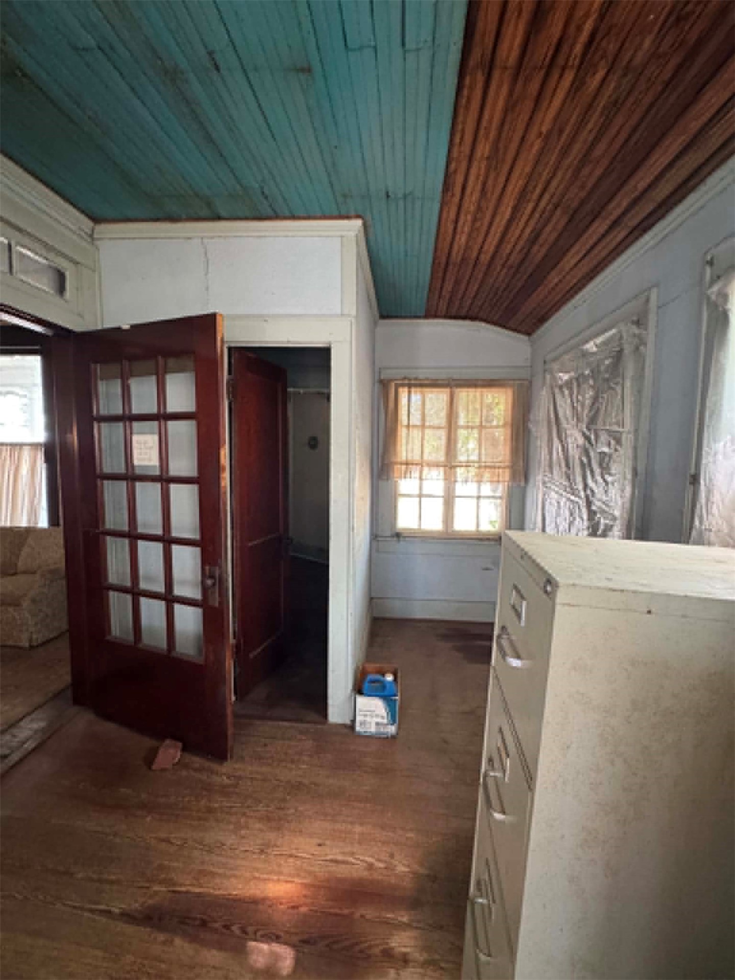 402 E Cherokee Avenue Property Photo 20