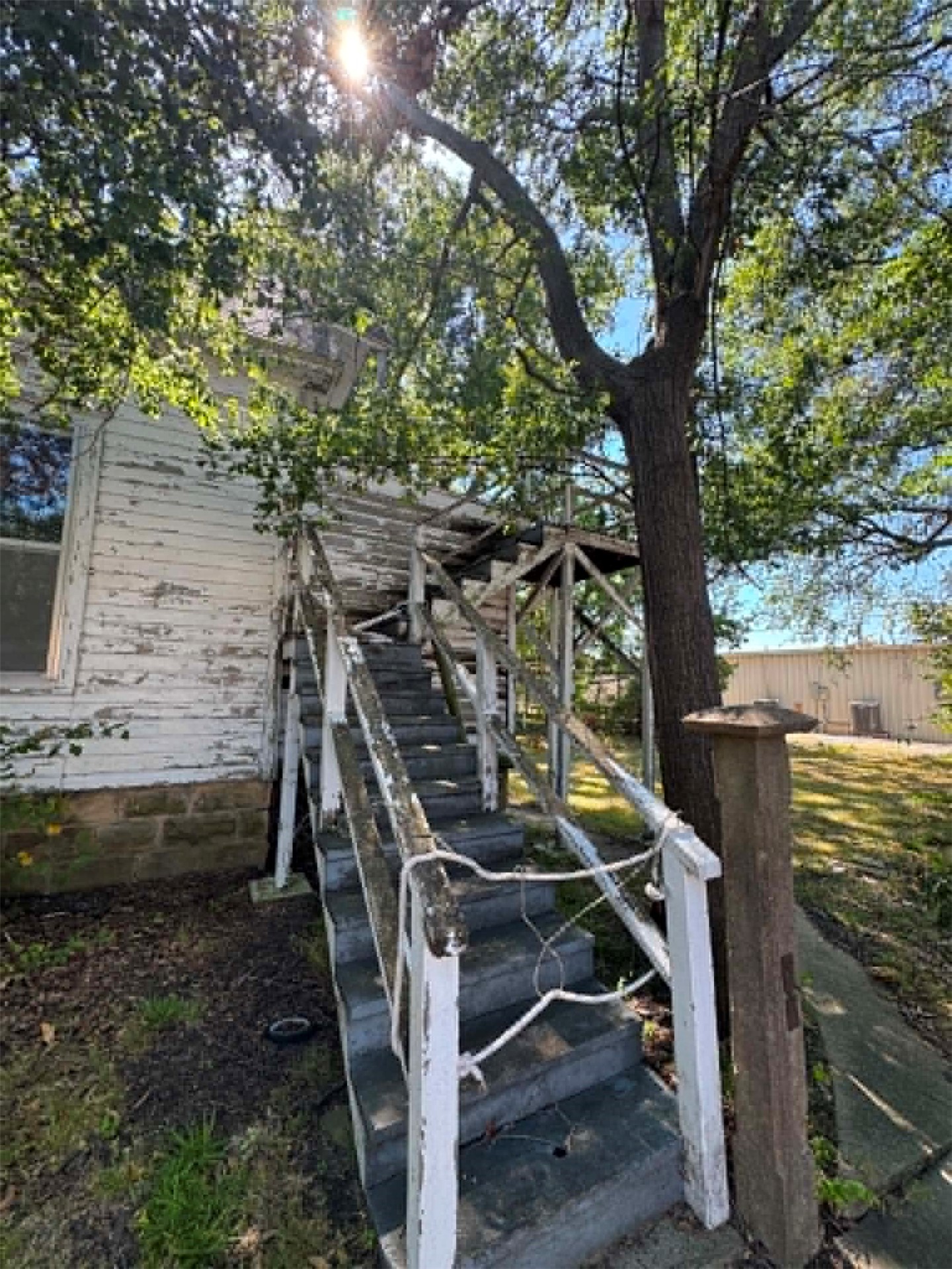 402 E Cherokee Avenue Property Photo 43