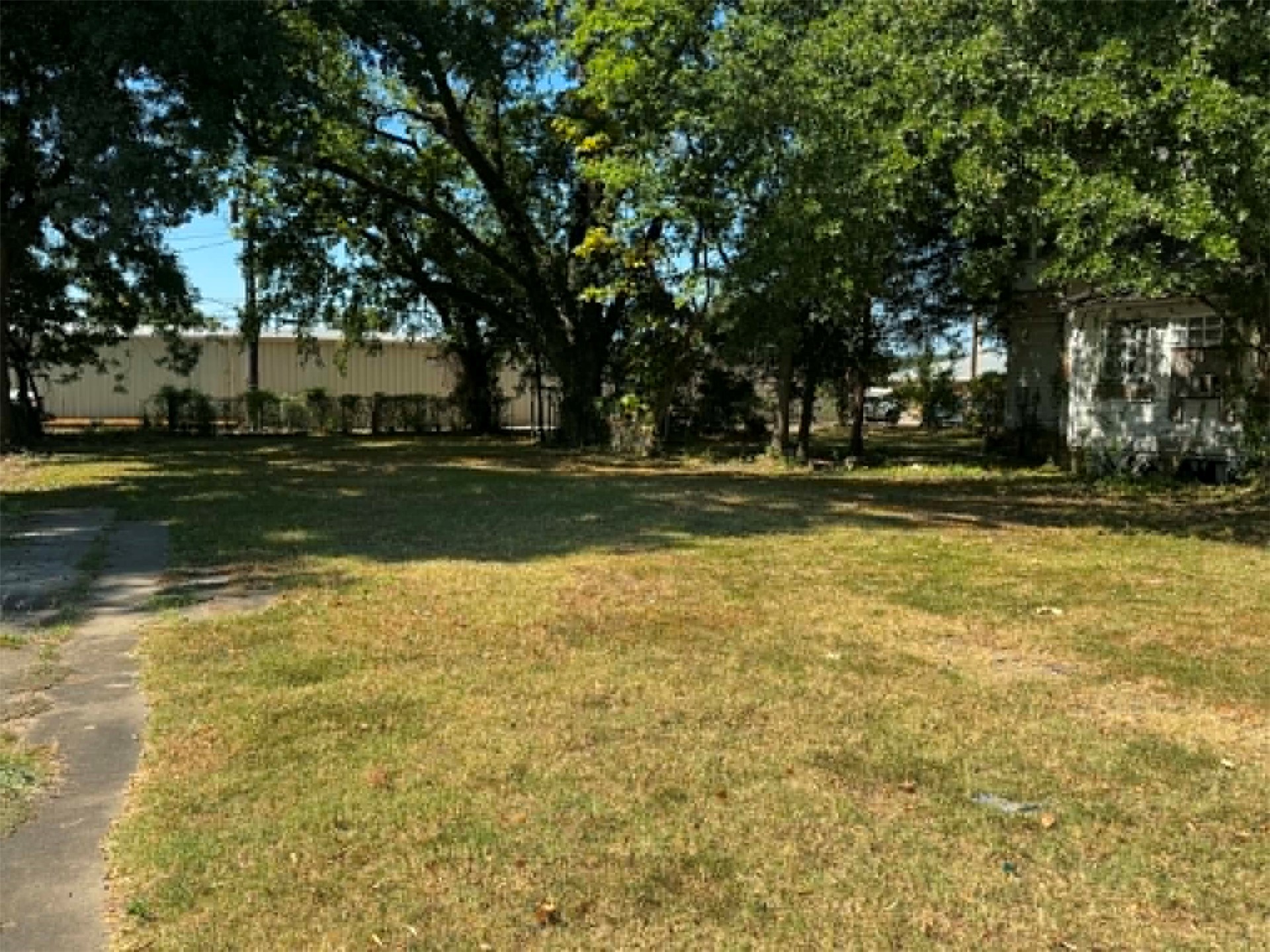 402 E Cherokee Avenue Property Photo 49