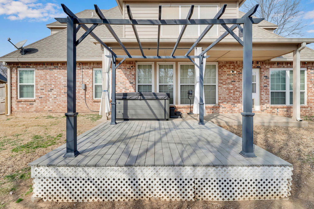 10304 E 90th Street North Property Photo 6