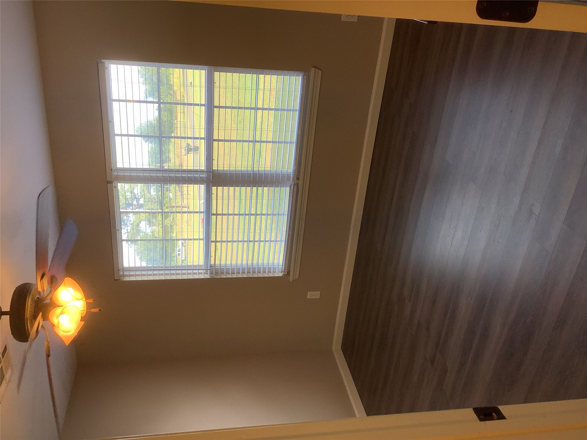 983 W 462 Property Photo 10