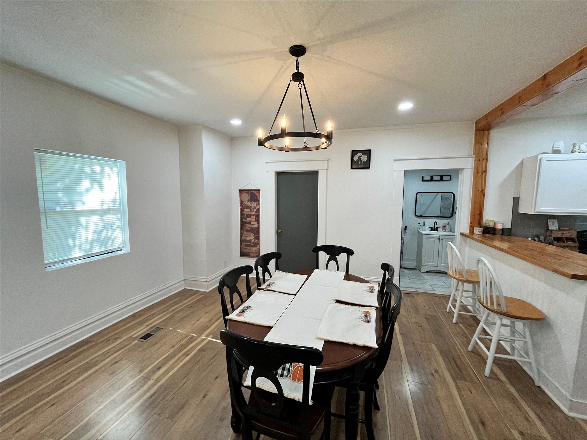 623 Lawrence Street Property Photo 13