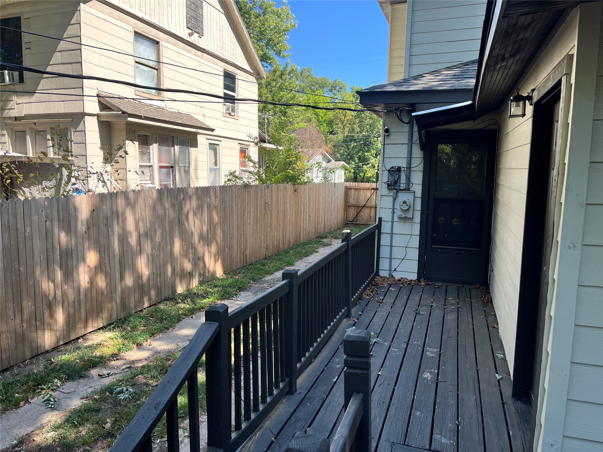 623 Lawrence Street Property Photo 48