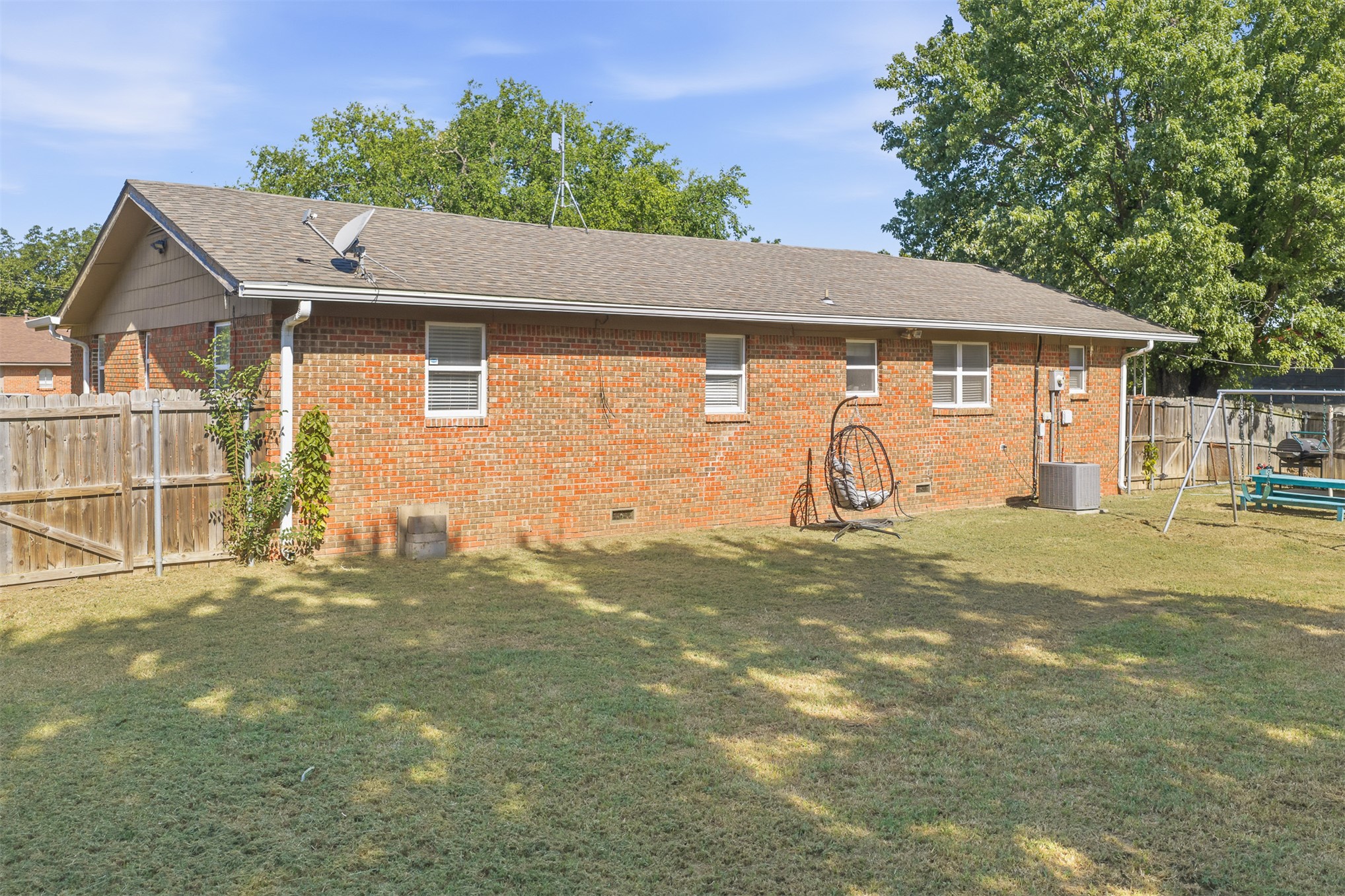 108 Circle Drive Property Photo 6