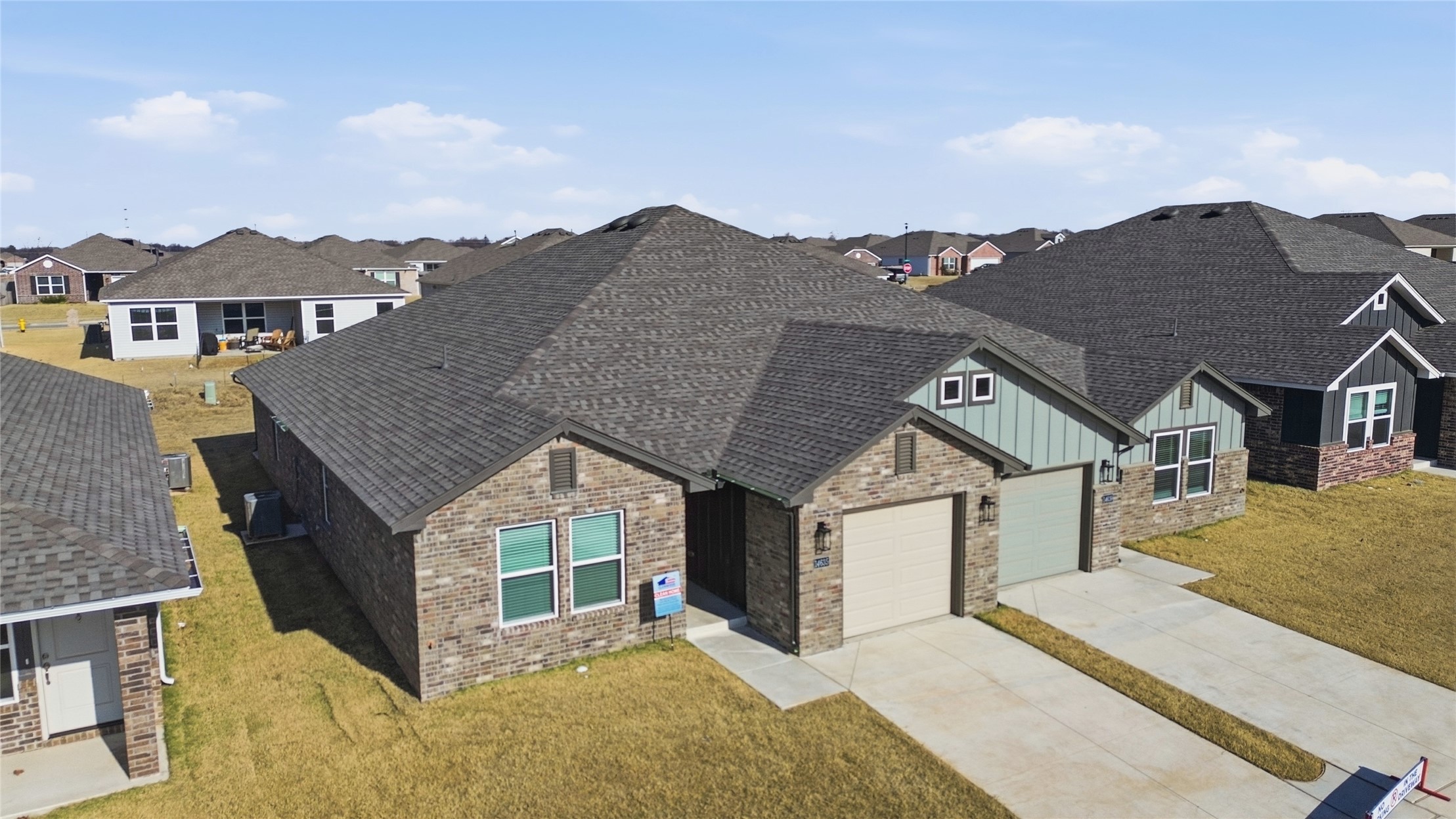 14627 E 39th Place S Property Photo 3