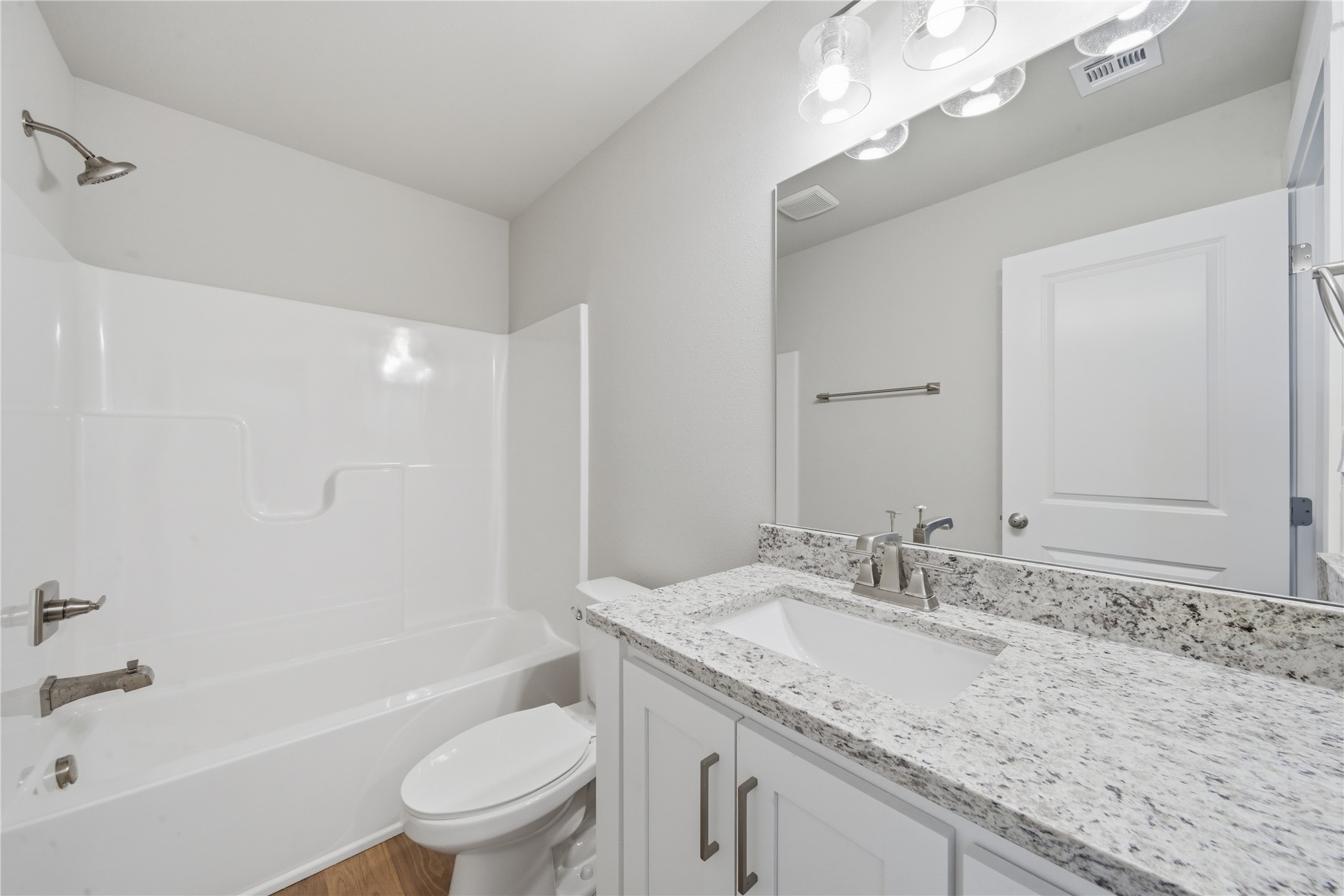 14627 E 39th Place S Property Photo 22