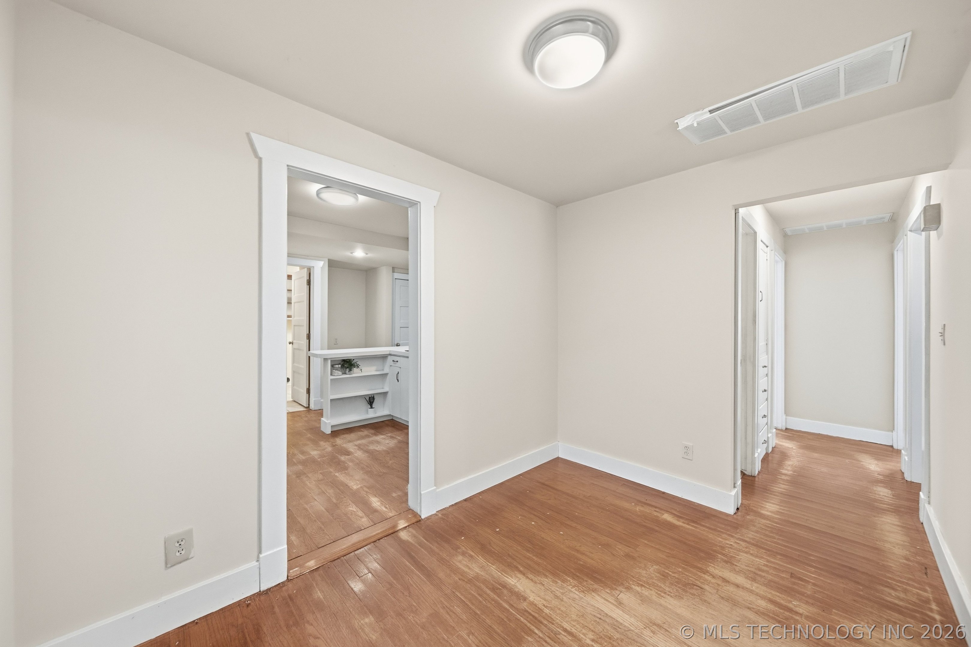 1313 E 66th Place Property Photo 8