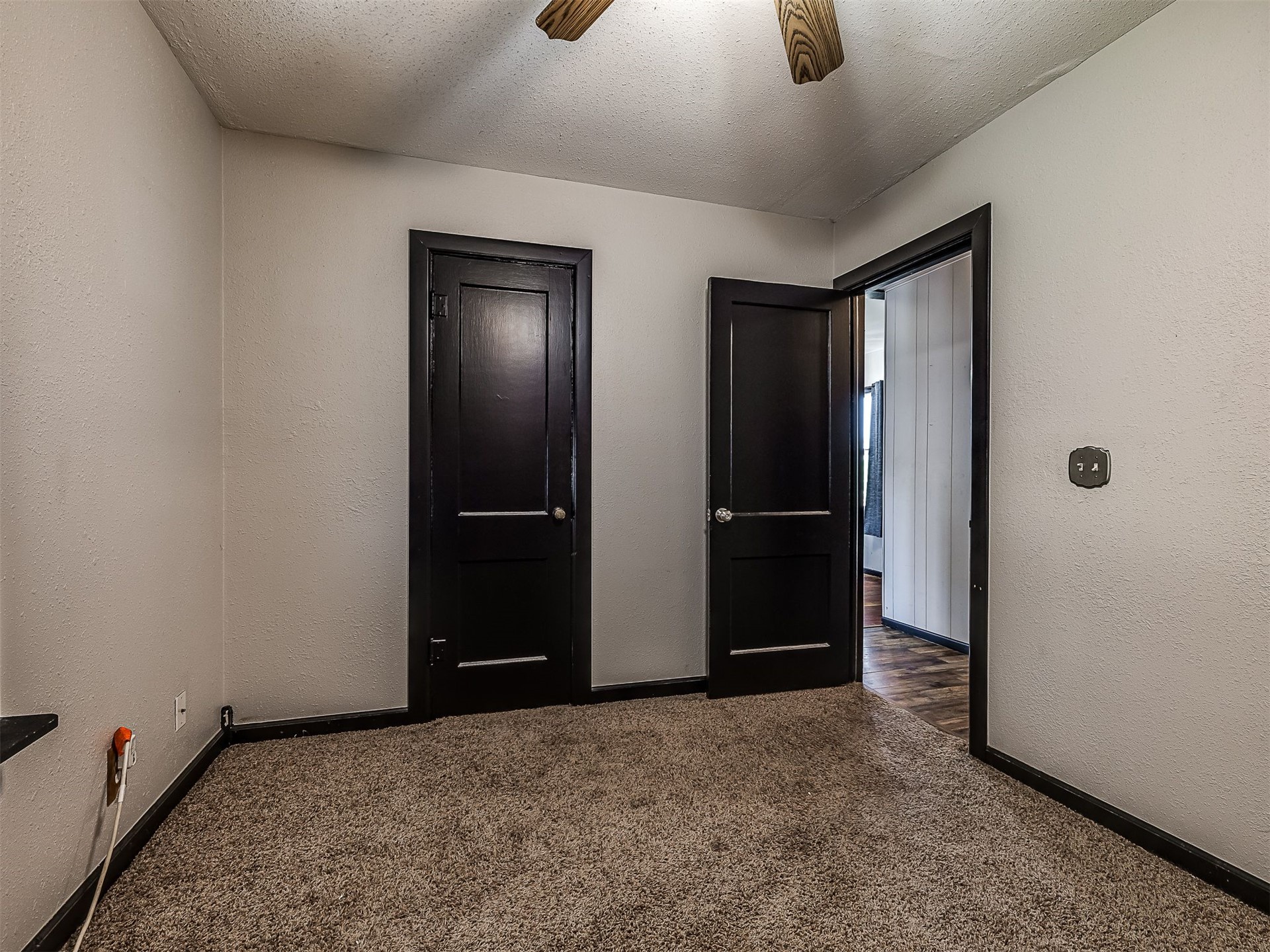 301 S Osage Property Photo 14