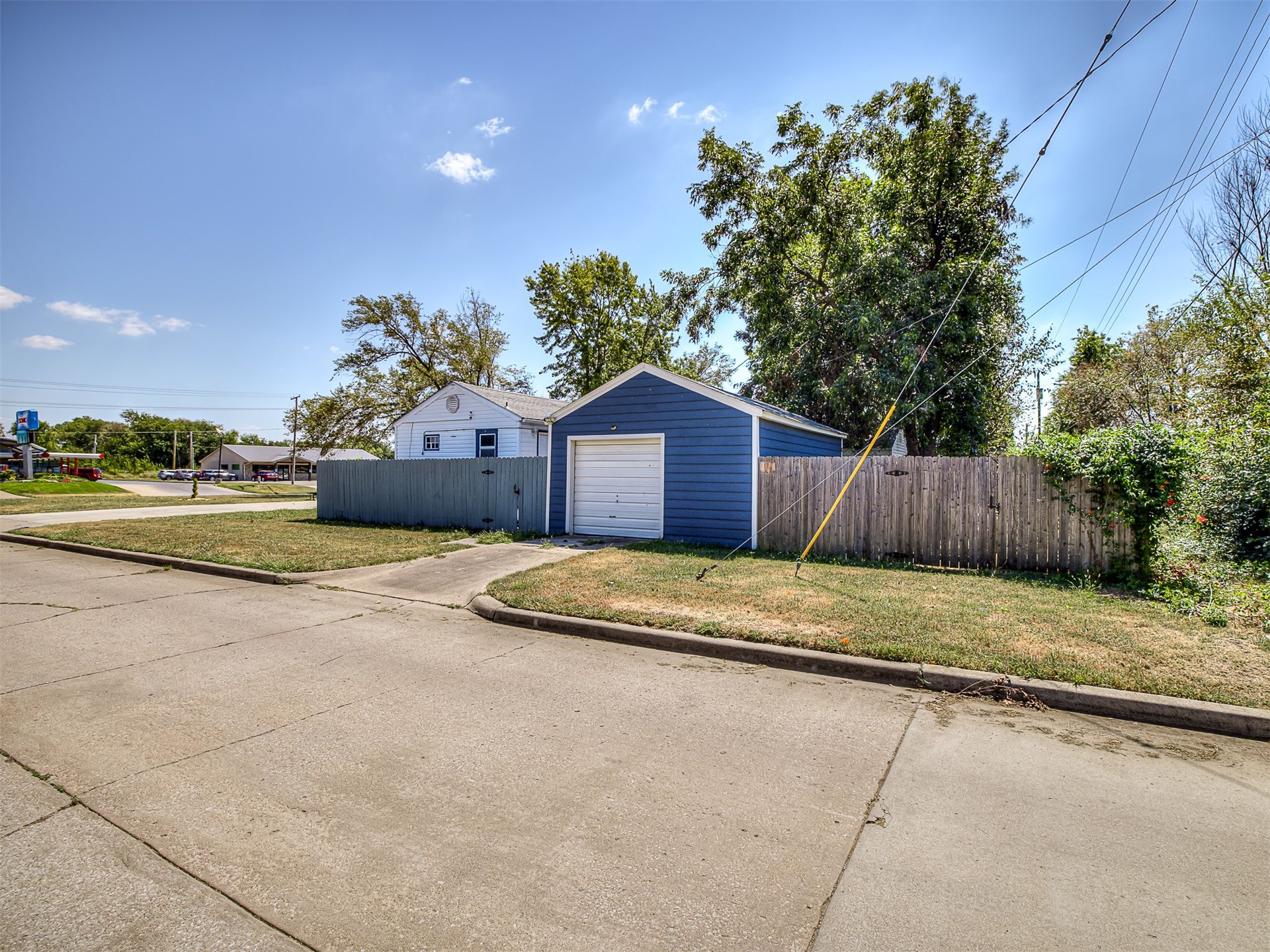 301 S Osage Property Photo 30