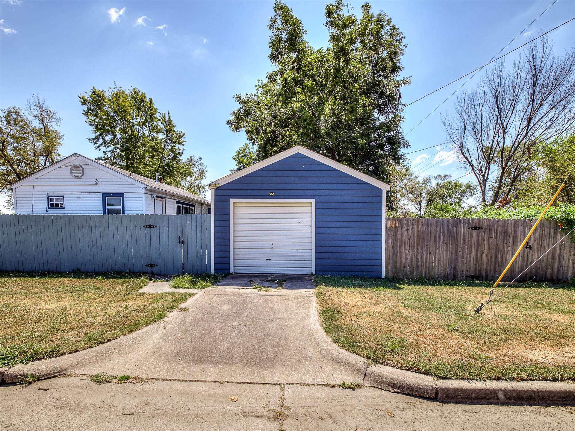 301 S Osage Property Photo 31