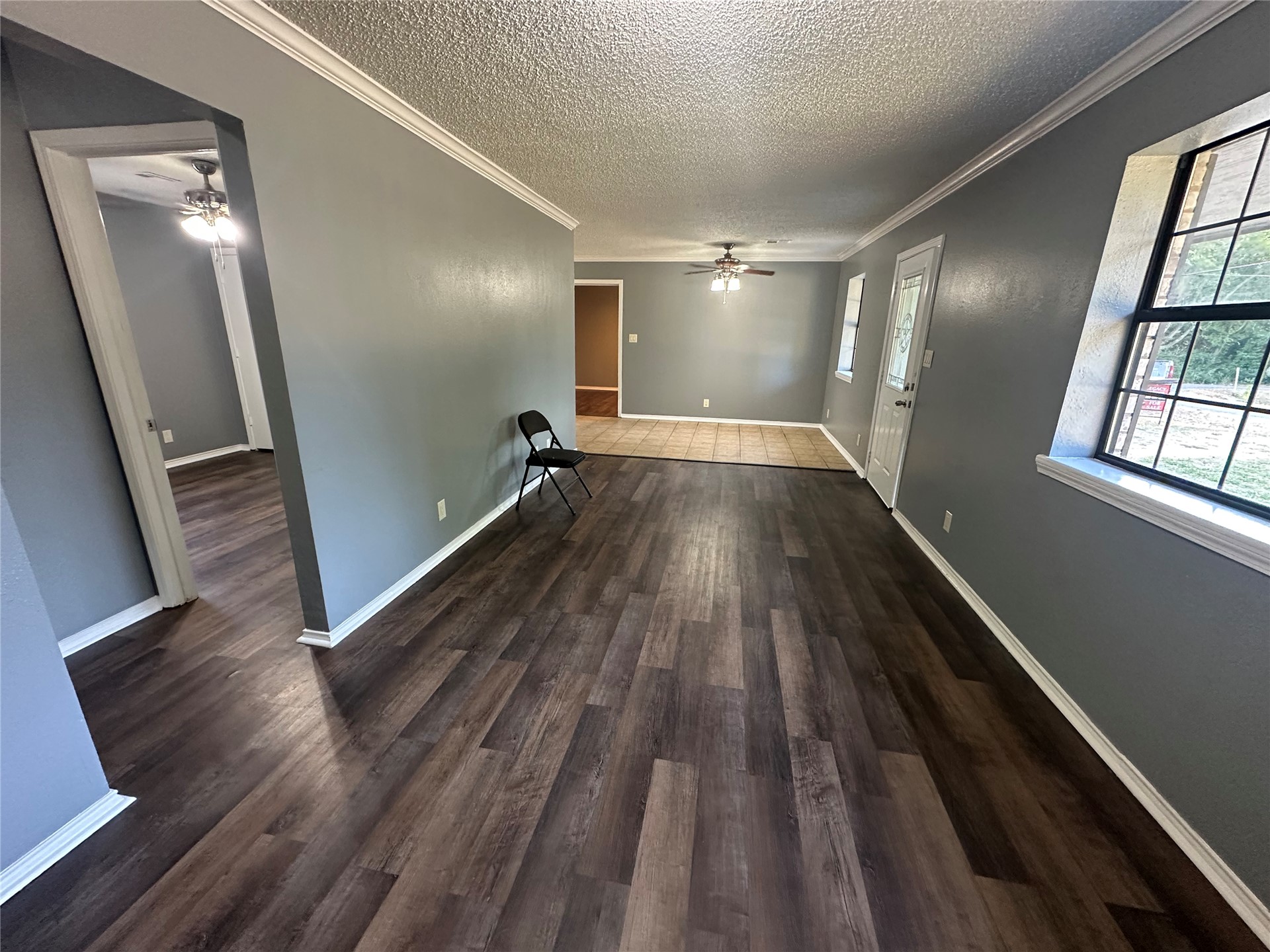 413 E Leecraft Property Photo 26