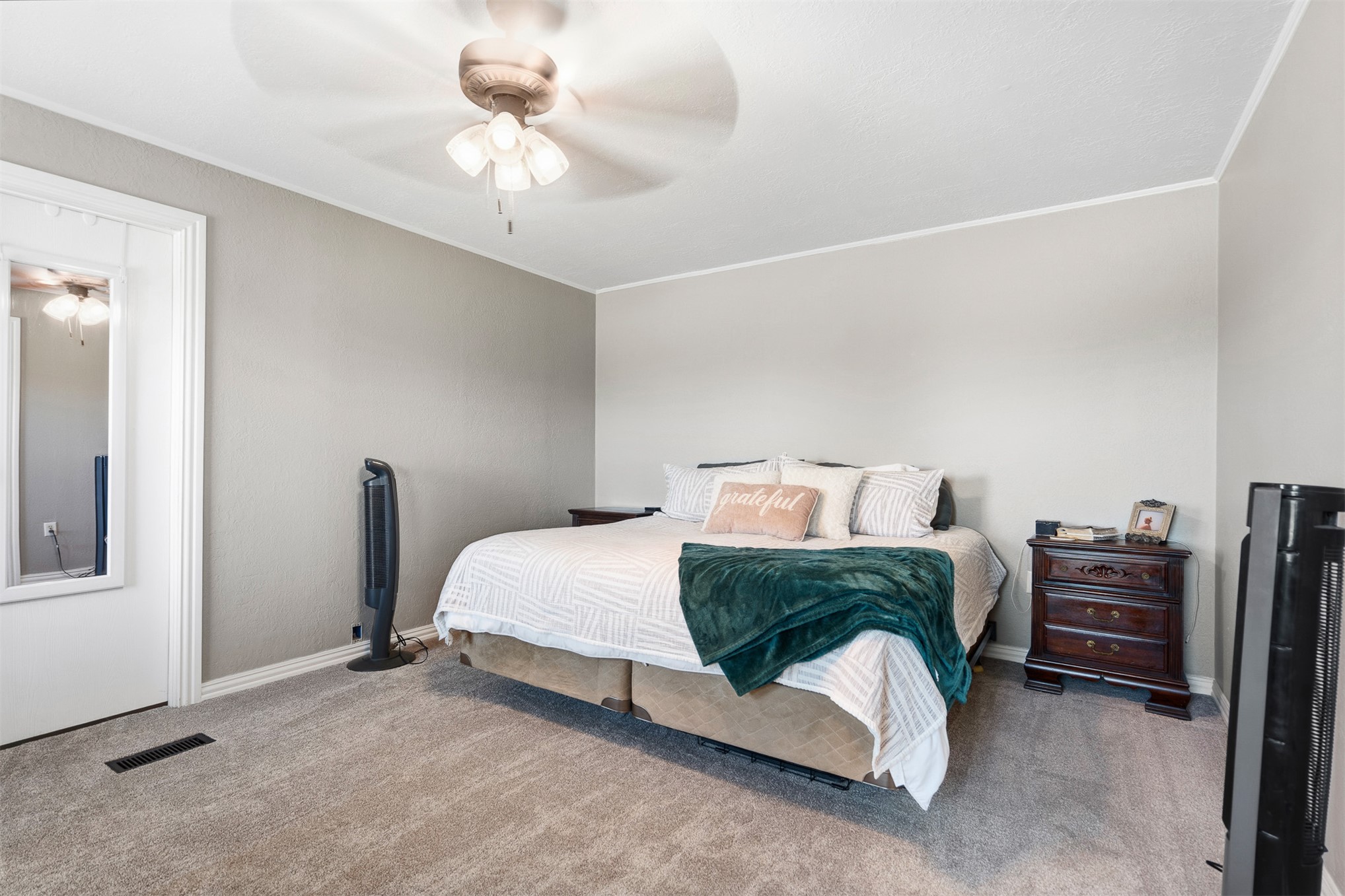 1418 First Street Property Photo 10