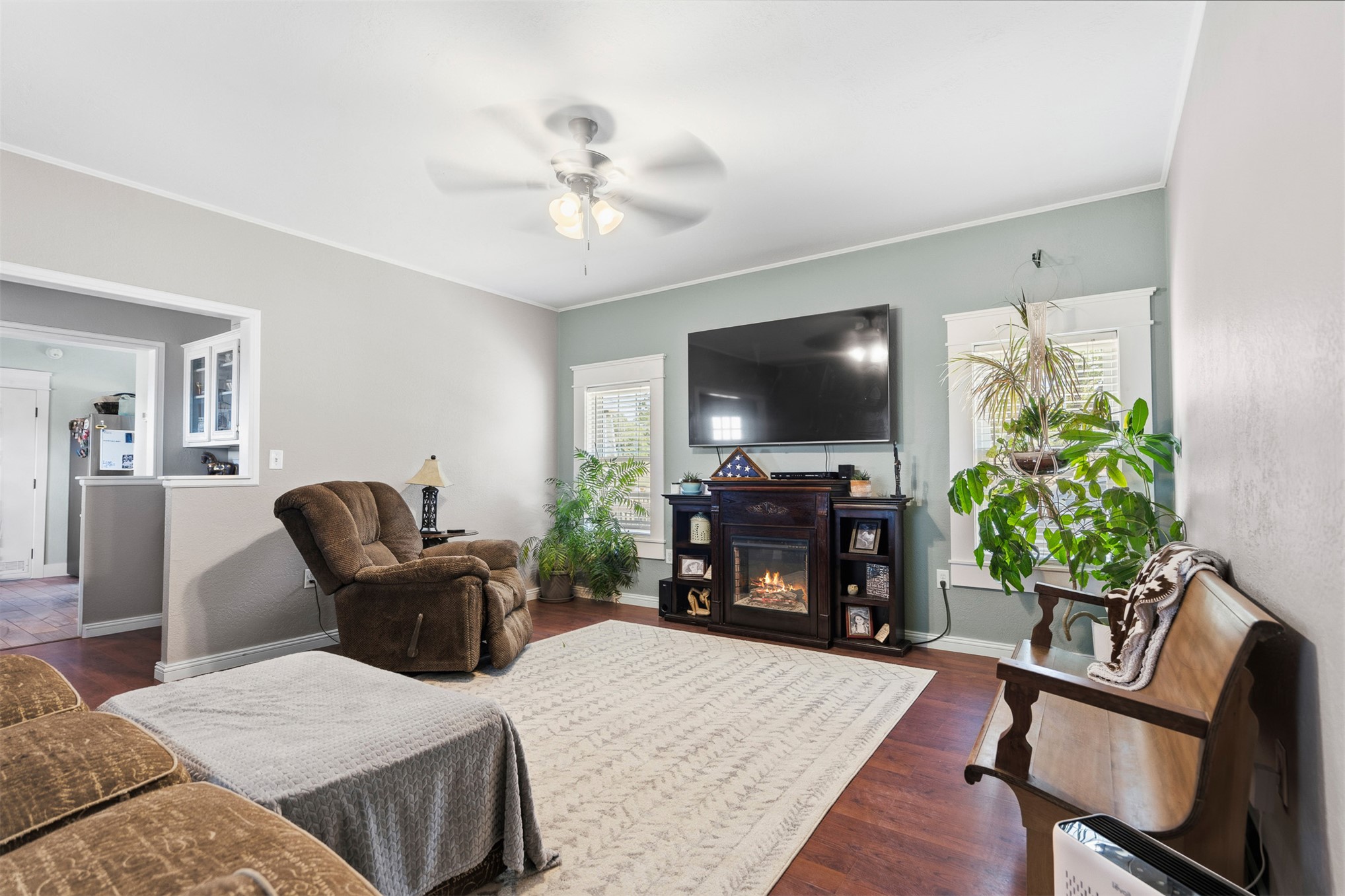 1418 First Street Property Photo 17