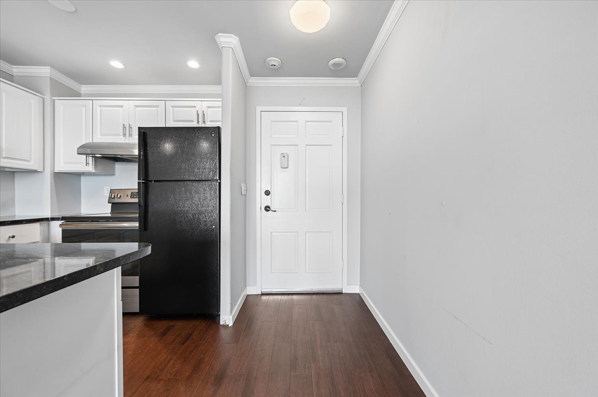 1502 S Boulder Avenue 14k Property Photo 9