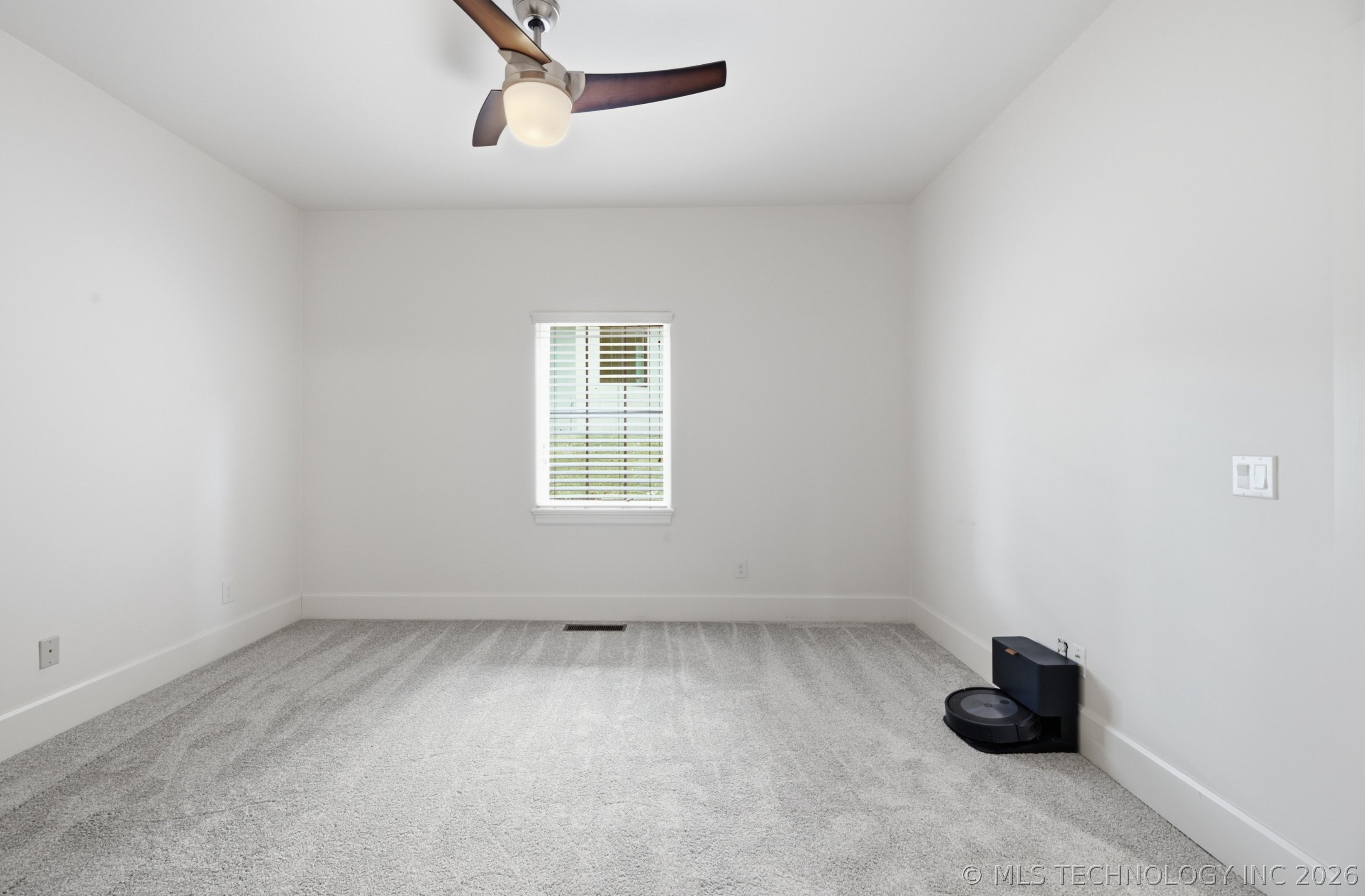 6960 Foxbriar Drive Property Photo 26