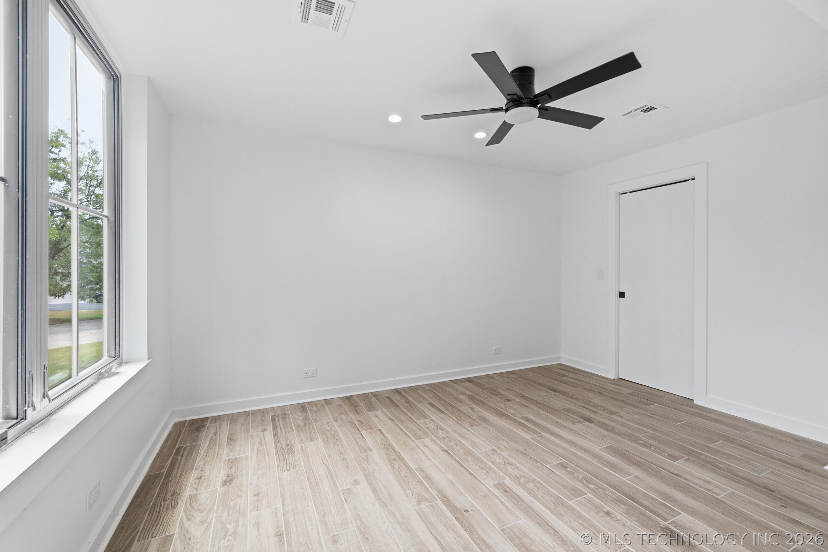 6960 Foxbriar Drive Property Photo 47