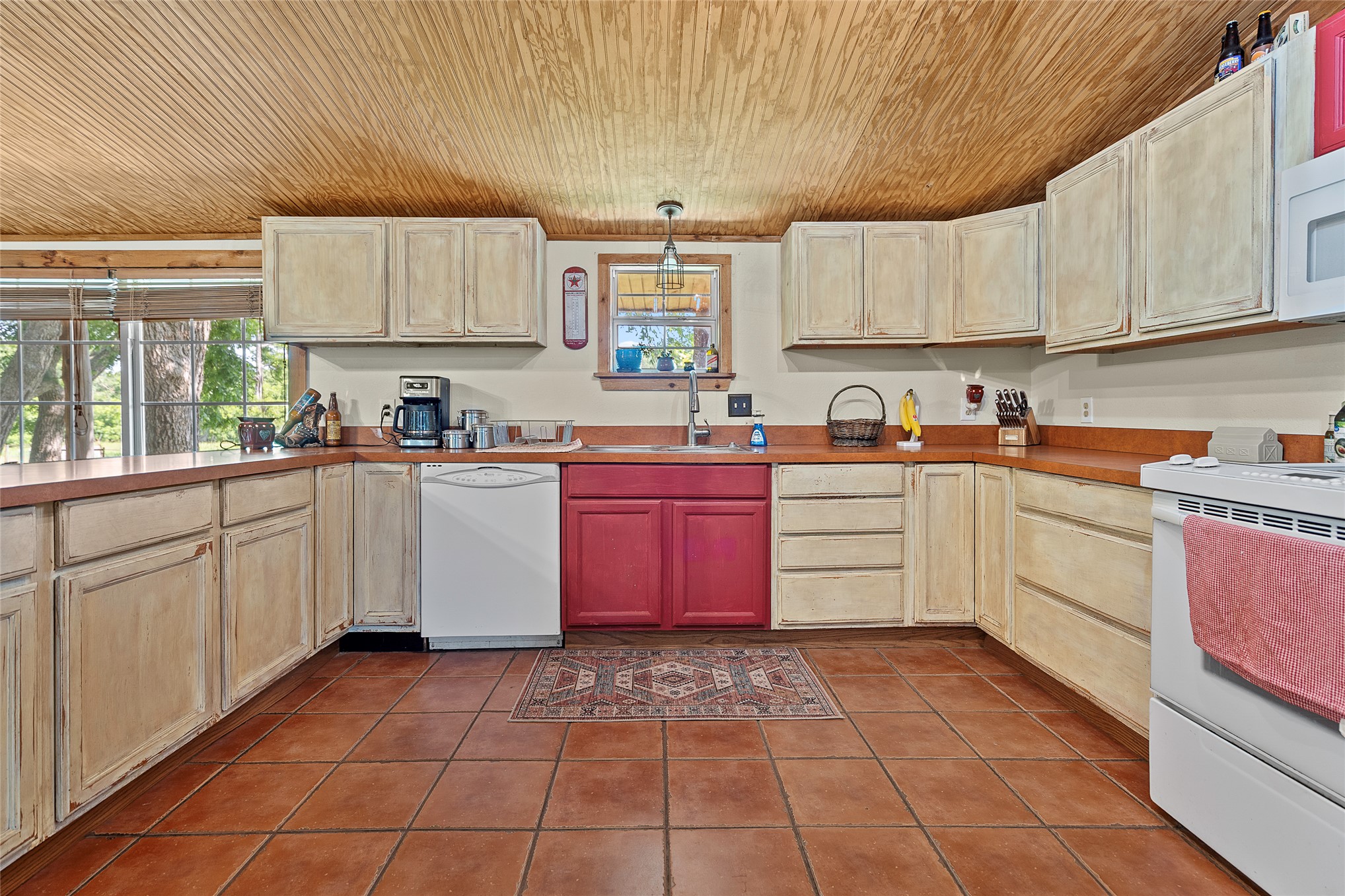 4124 Salerno Lane Property Photo 6