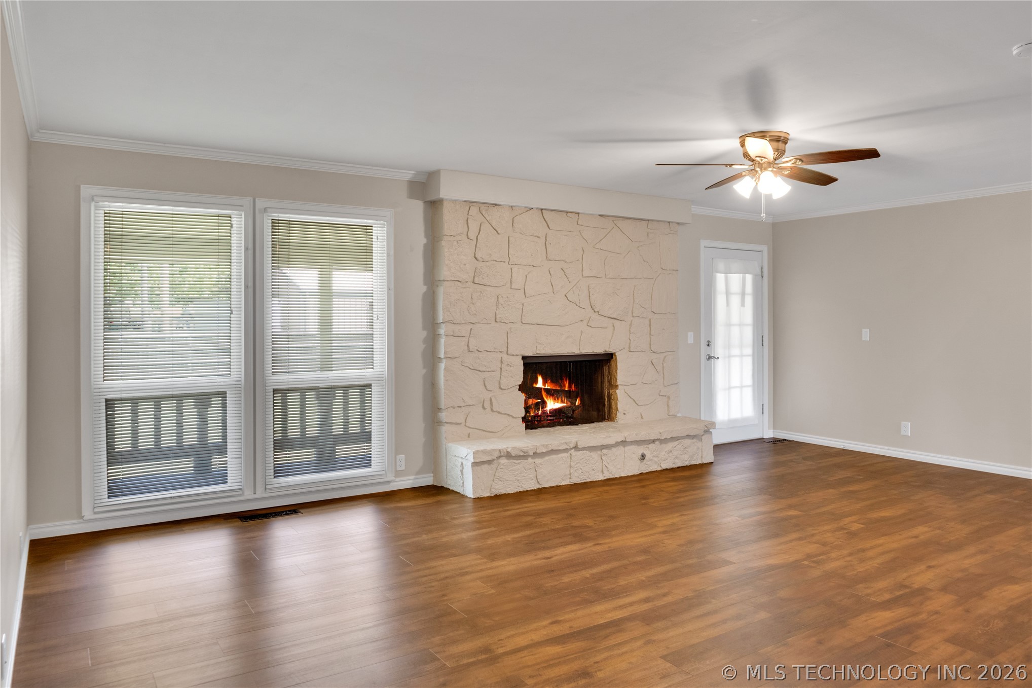 513 E B. Street Property Photo 10