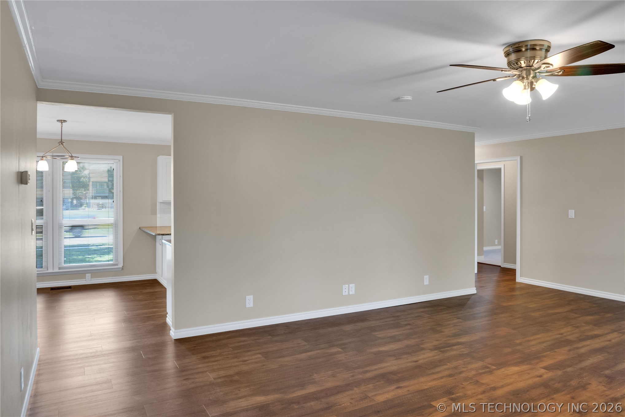 513 E B. Street Property Photo 13