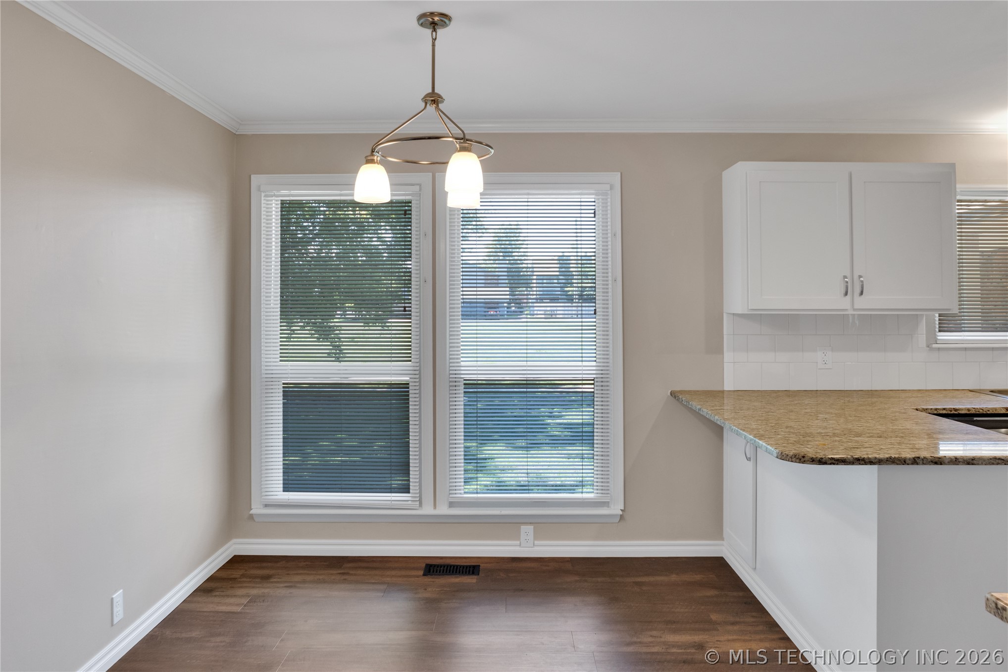 513 E B. Street Property Photo 22