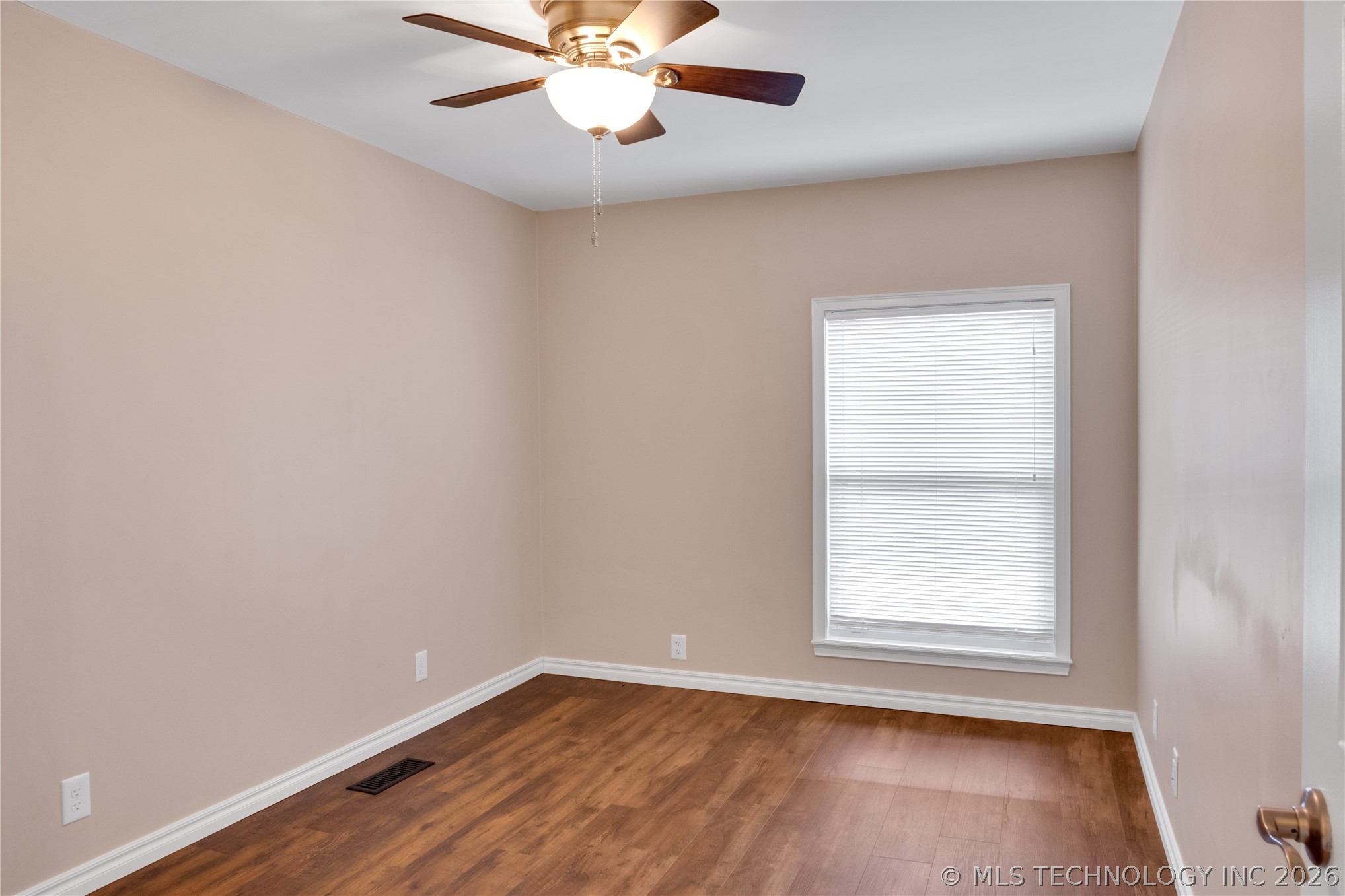 513 E B. Street Property Photo 31