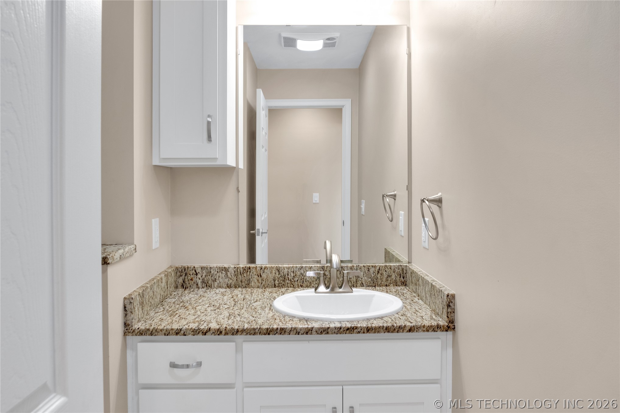 513 E B. Street Property Photo 33