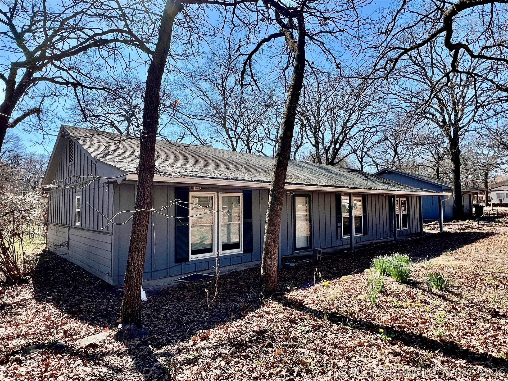 11337 Johnson Drive Property Photo 4