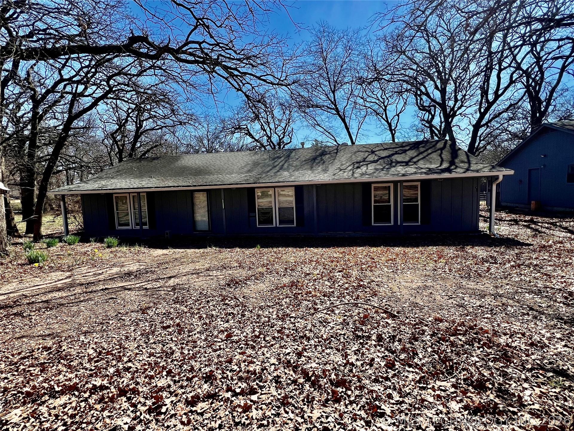11337 Johnson Drive Property Photo 7