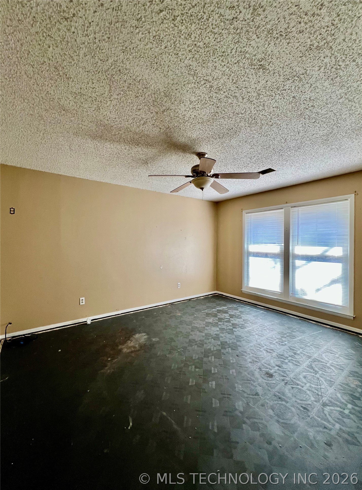 11337 Johnson Drive Property Photo 23