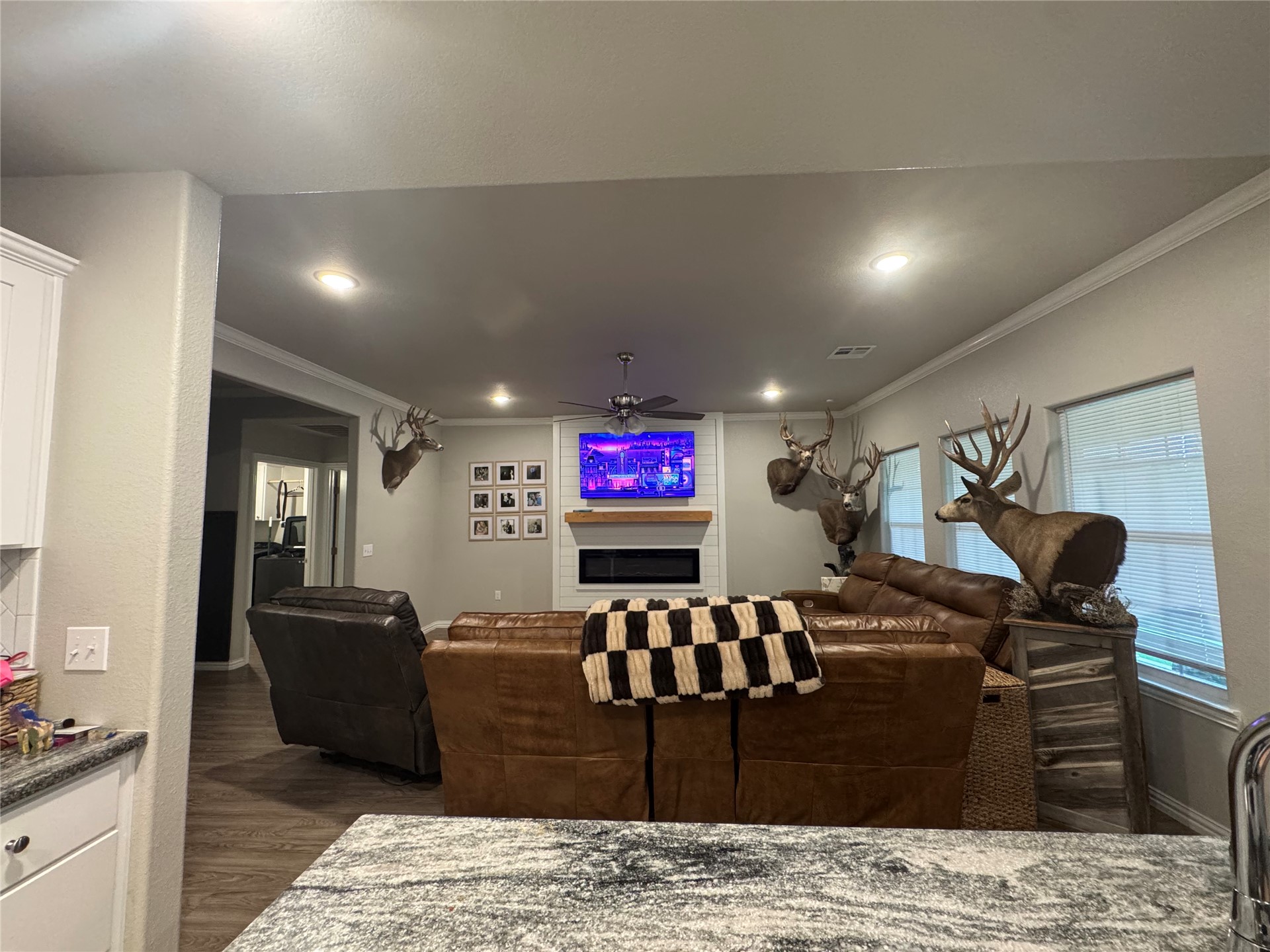 15943 Sunflower Lane Property Photo 4