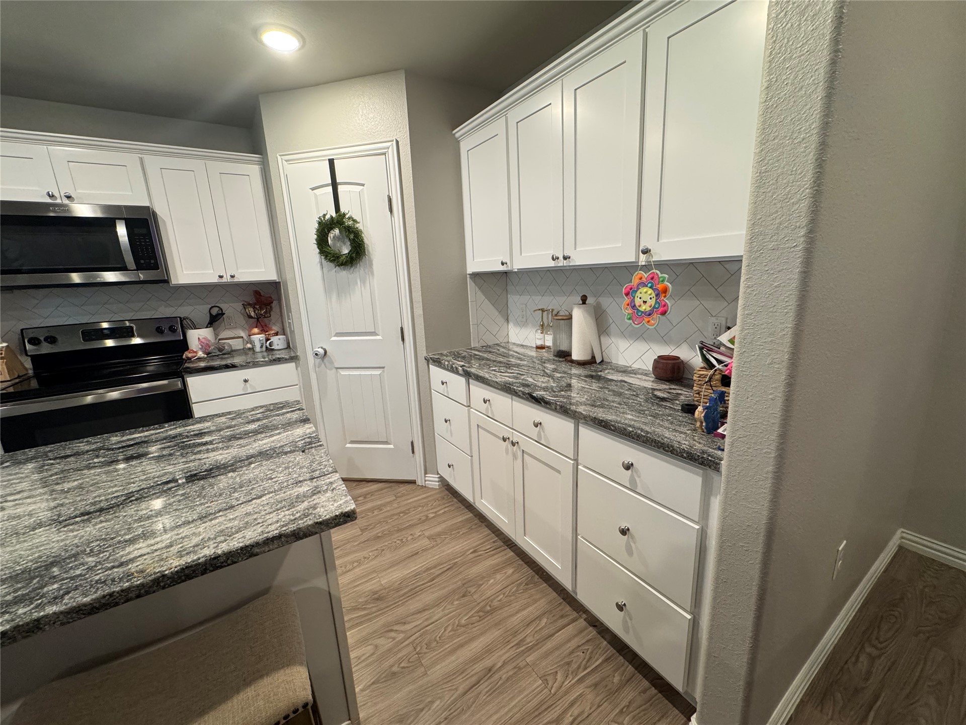 15943 Sunflower Lane Property Photo 8