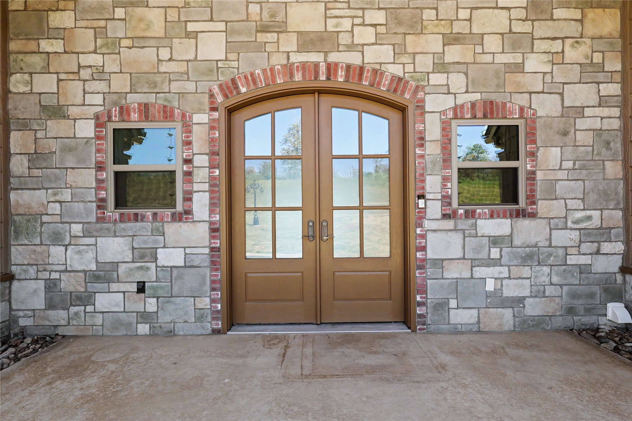 17595 Spring Hill Lane Property Photo 8