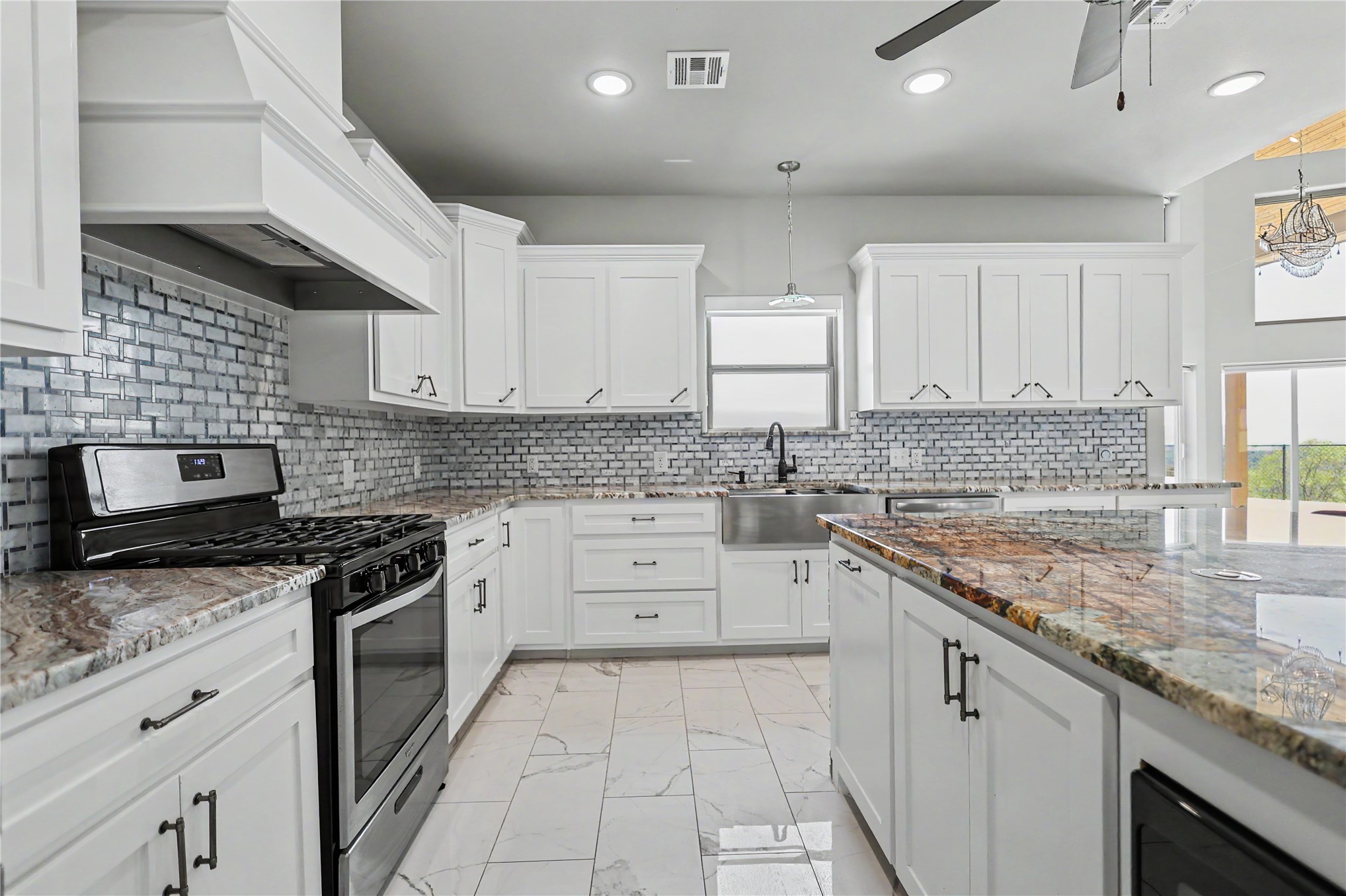 17595 Spring Hill Lane Property Photo 25
