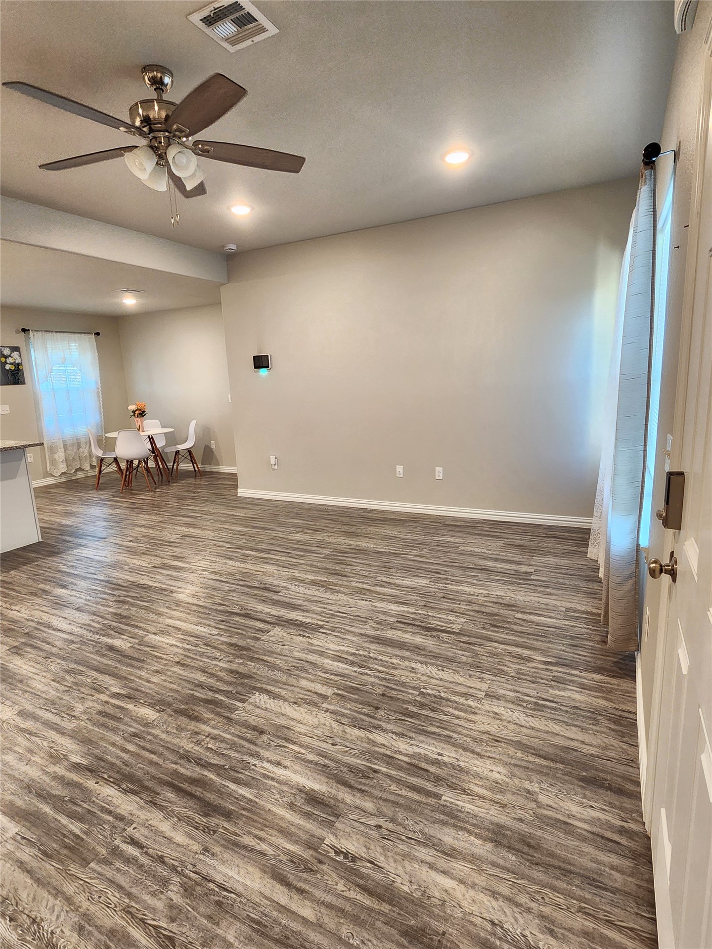 505 Sweet Pea Lane Property Photo 2