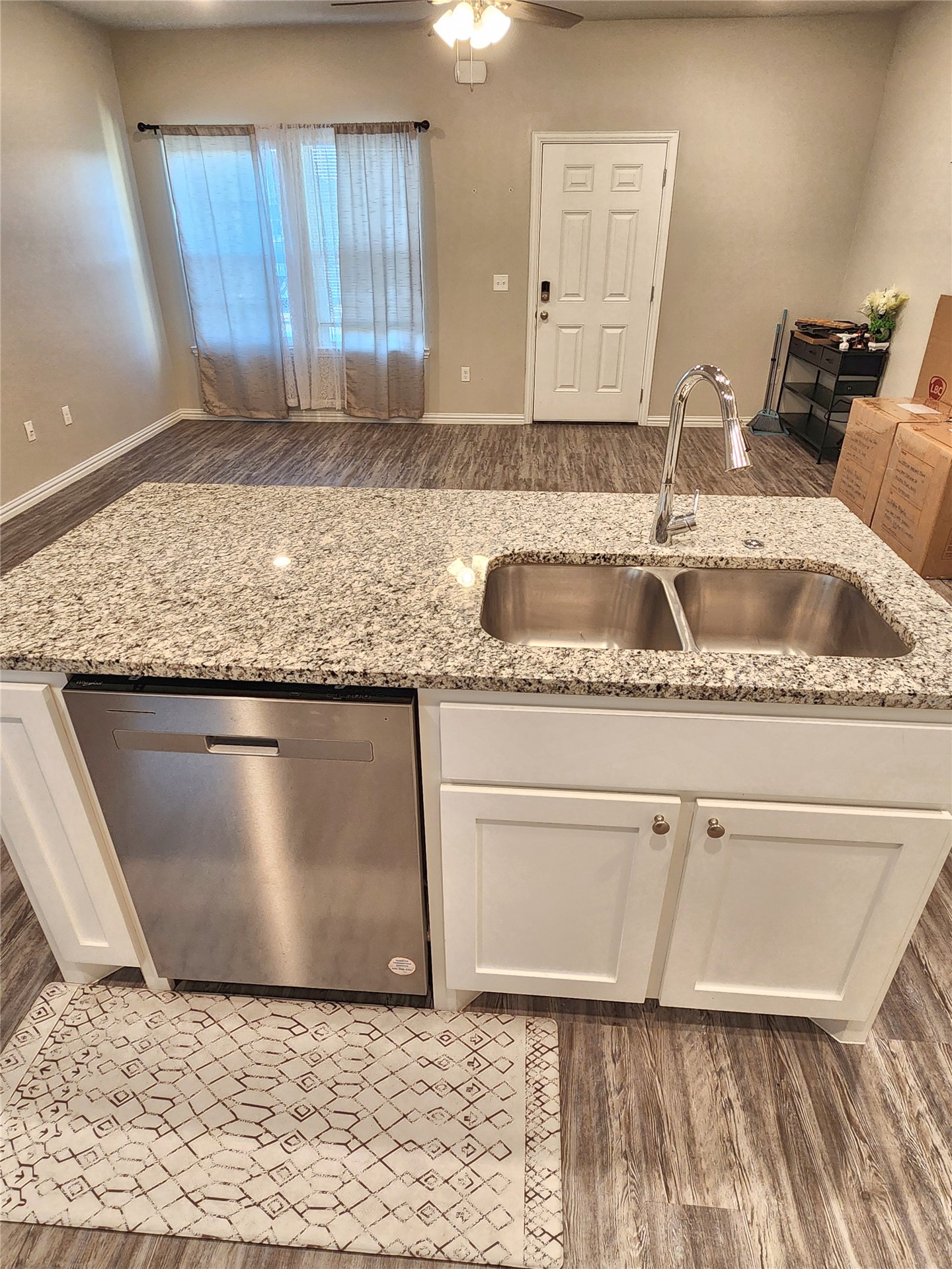 505 Sweet Pea Lane Property Photo 8