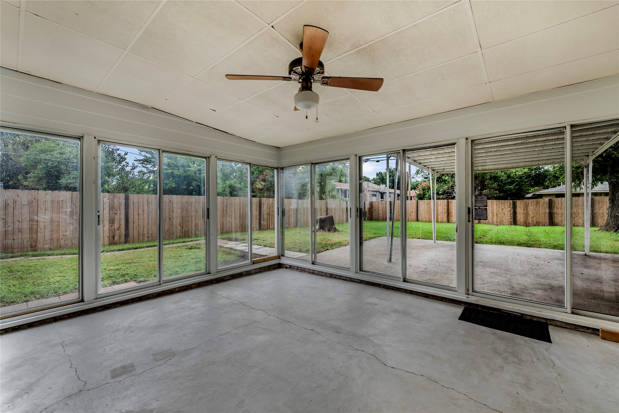 5173 S Troost Avenue Property Photo 13