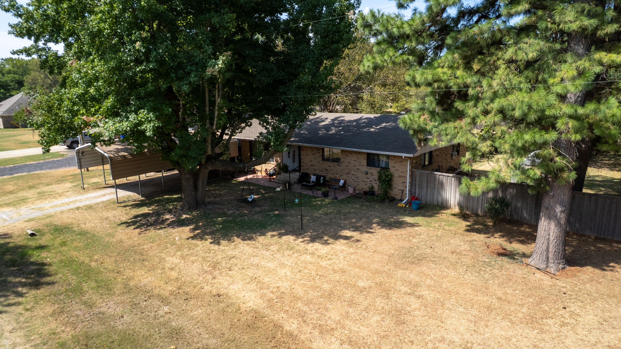 201 Smith Property Photo 22