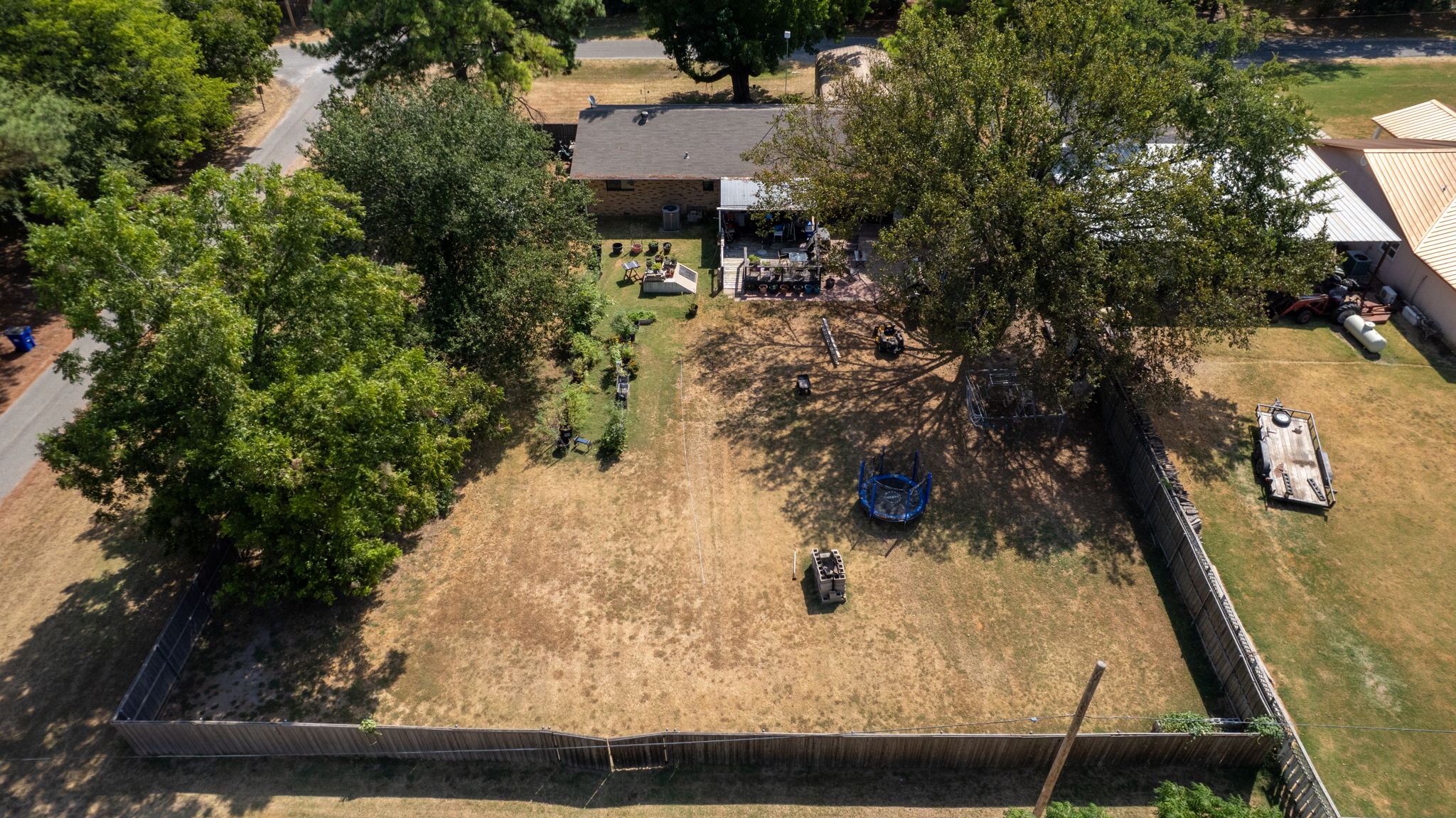 201 Smith Property Photo 23