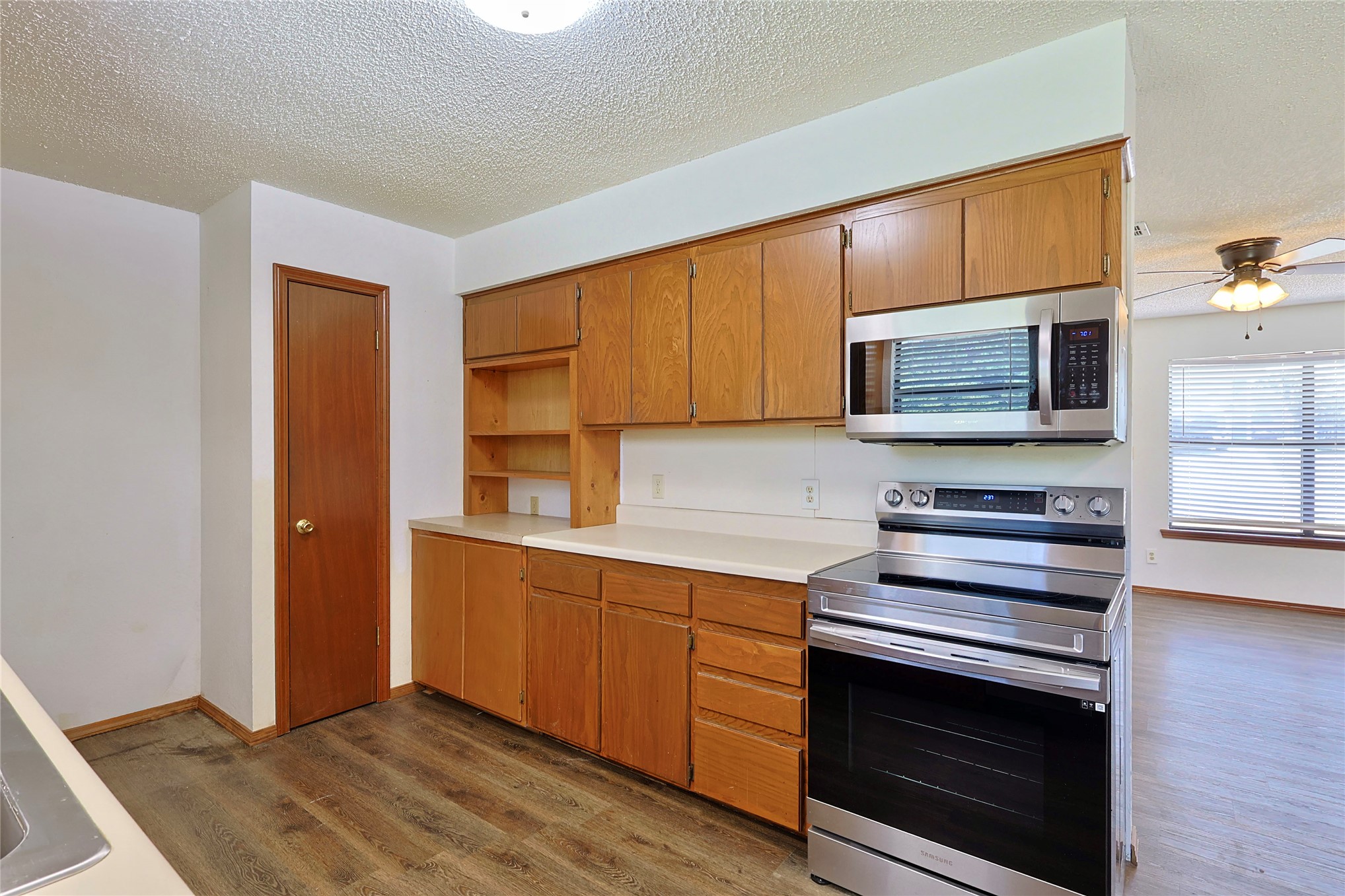 1812 Sunset Drive Property Photo 22