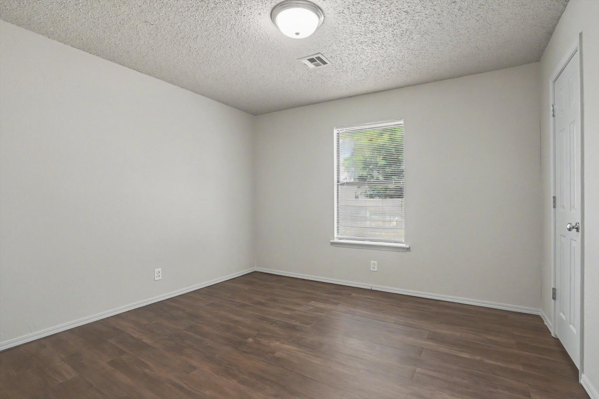 3346 S 141st East Avenue Property Photo 28