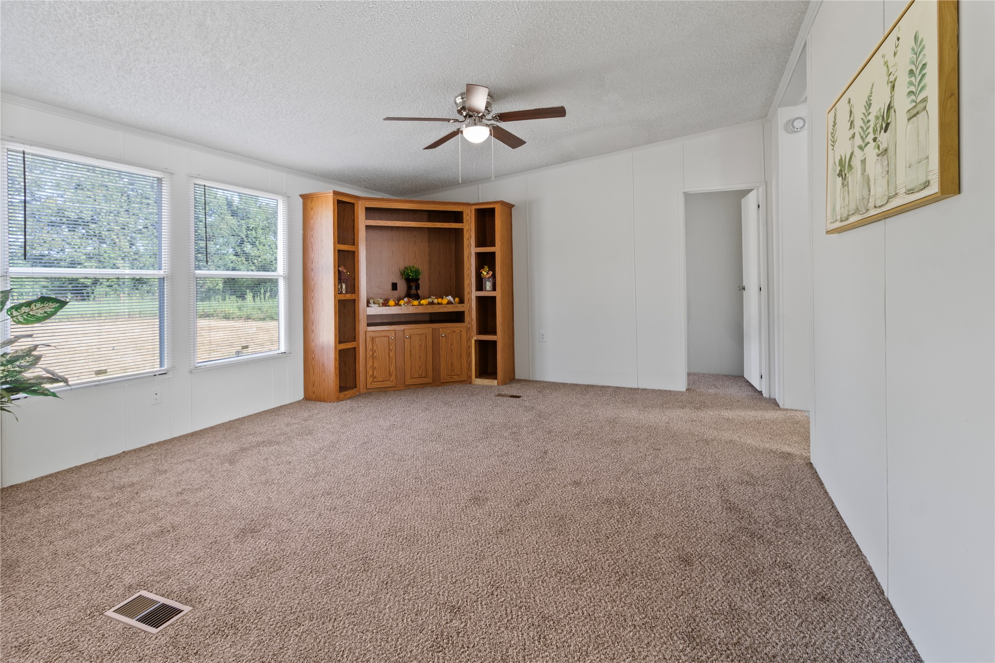 425 Sun Prairie Street Property Photo 8